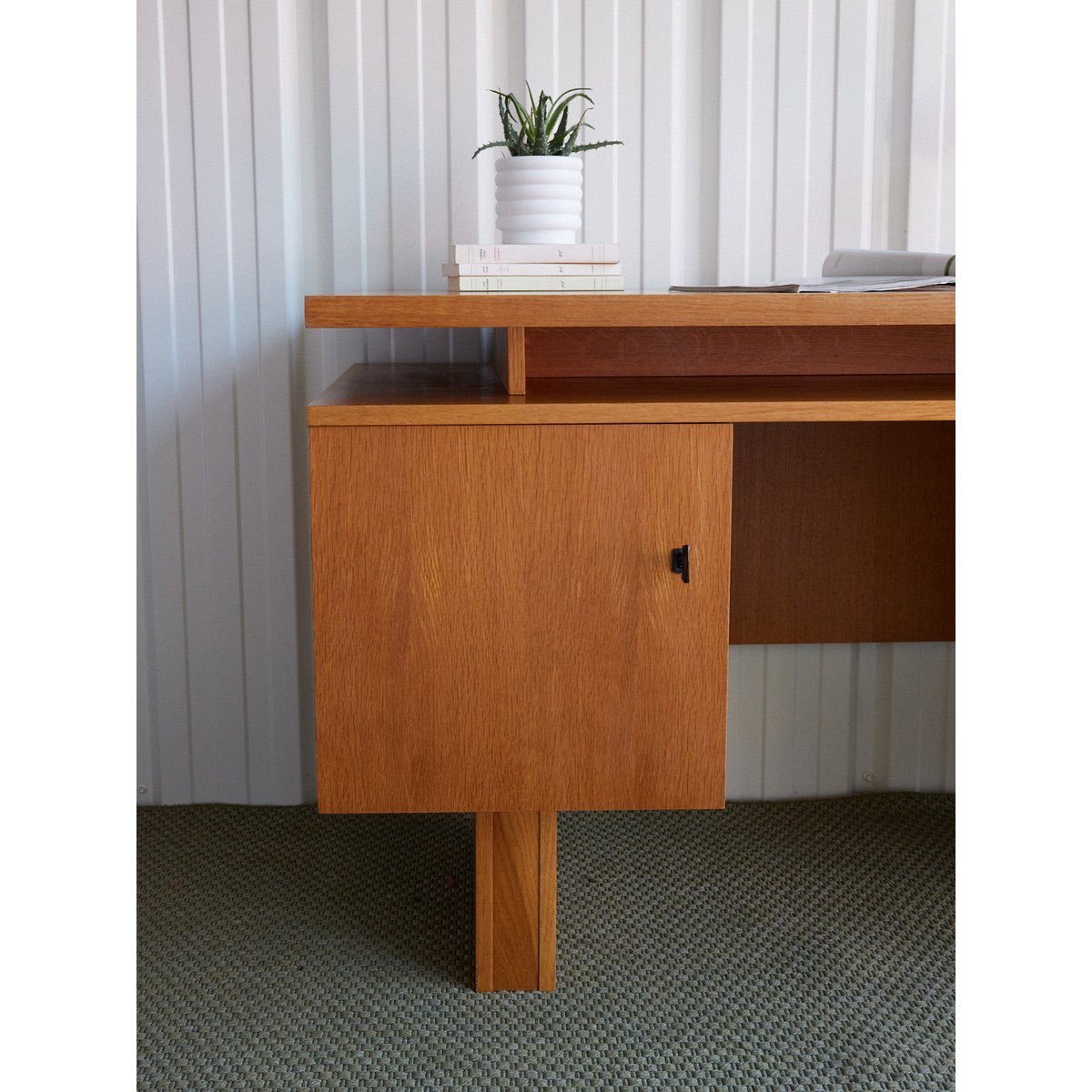Bureau scandinave en bois Yvan N°573 - Bon état bois clair, DEBONGOUT