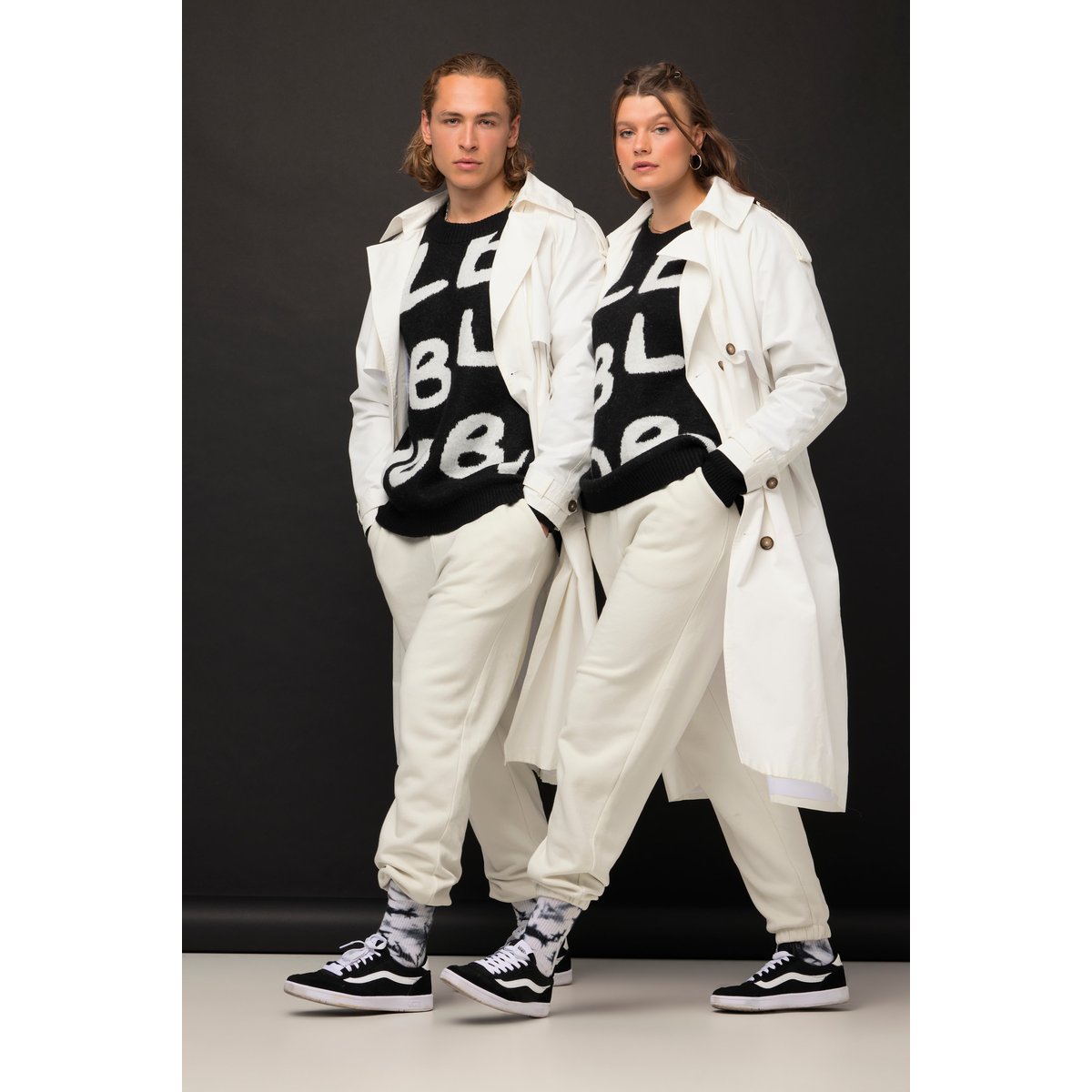 Trench-coat oversized avec col à revers et blanc pierre, STUDIO UNTOLD