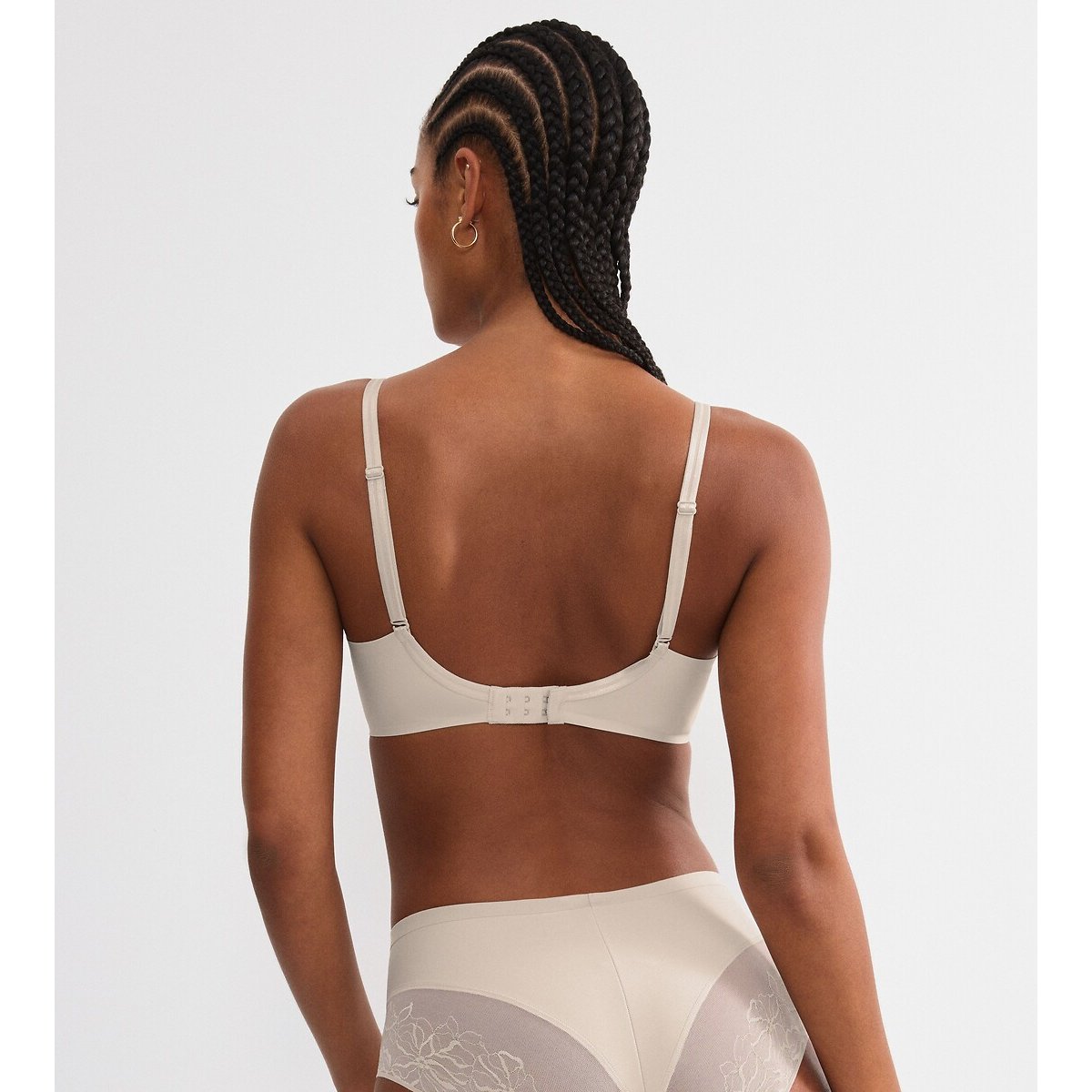 Soutien-gorge minimiseur COMFORT CONTOUR noir, TRIUMPH