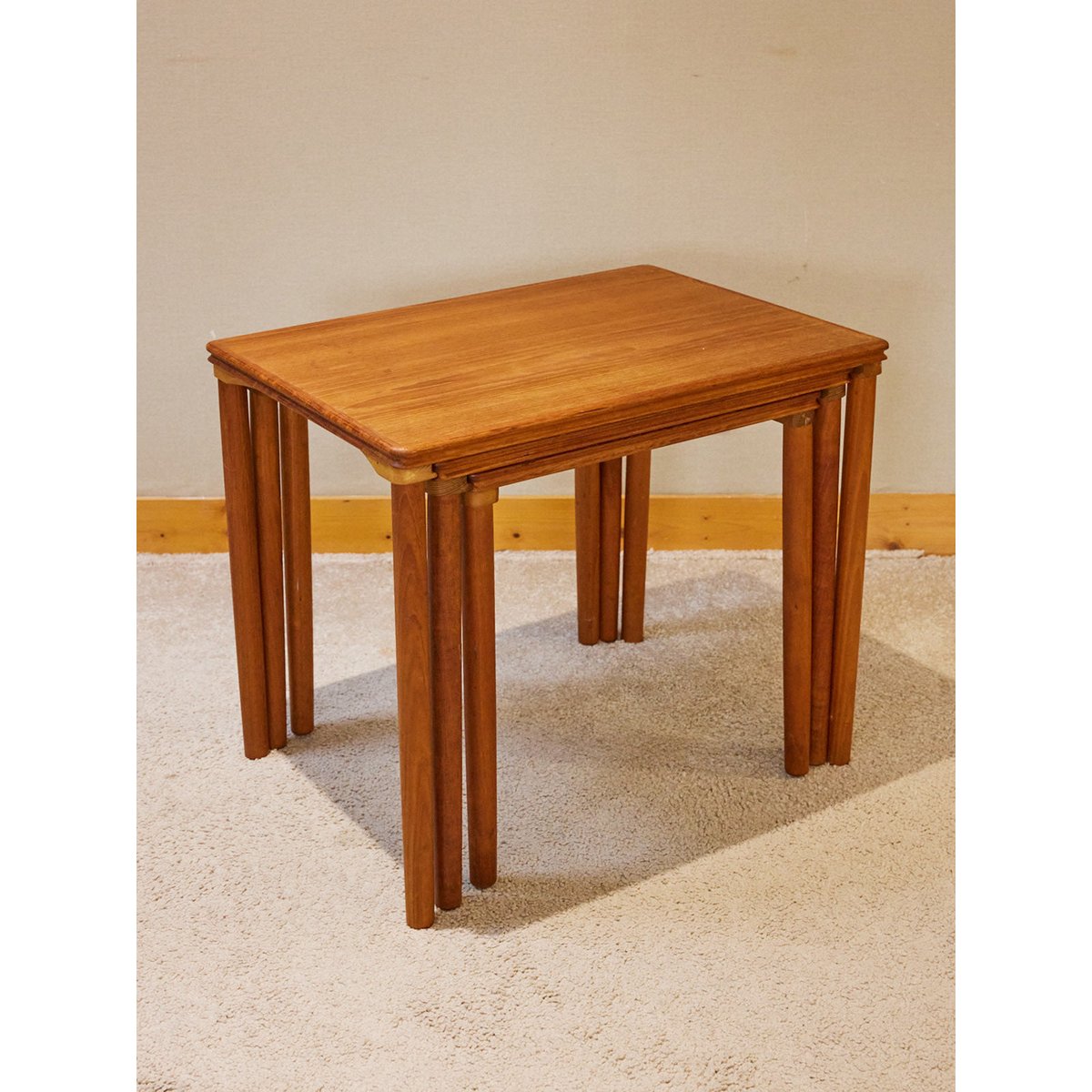 Tables gigognes scandinaves en bois Barbara N°217 - Bon état bois clair, DEBONGOUT