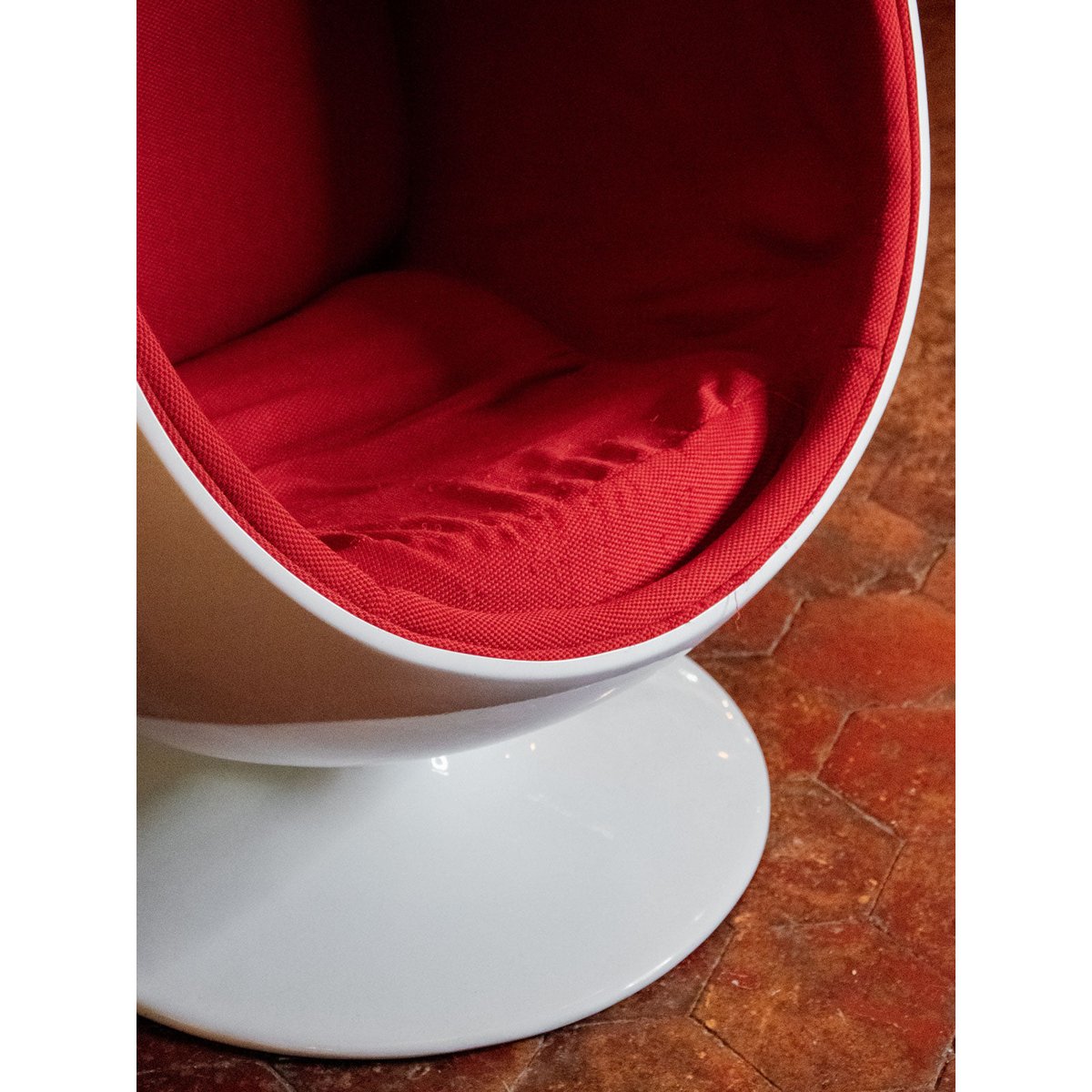 Fauteuil Eggs Space Age Jakob N°839 - Bon état blanc, DEBONGOUT
