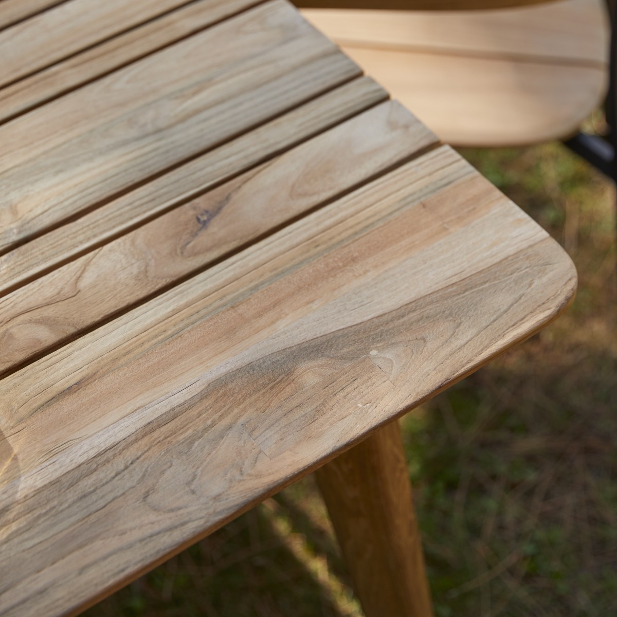 Table de jardin en Teck massif, KATRINE naturel, TIKAMOON