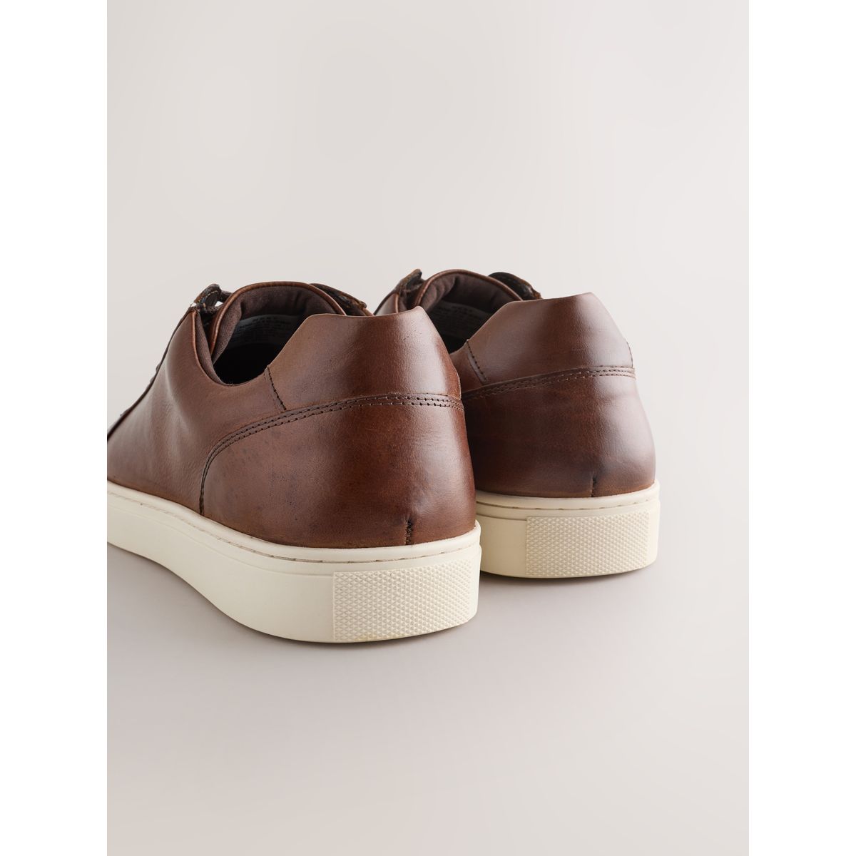 Baskets en cuir pointure large chic et casual marron fauve, NEXT