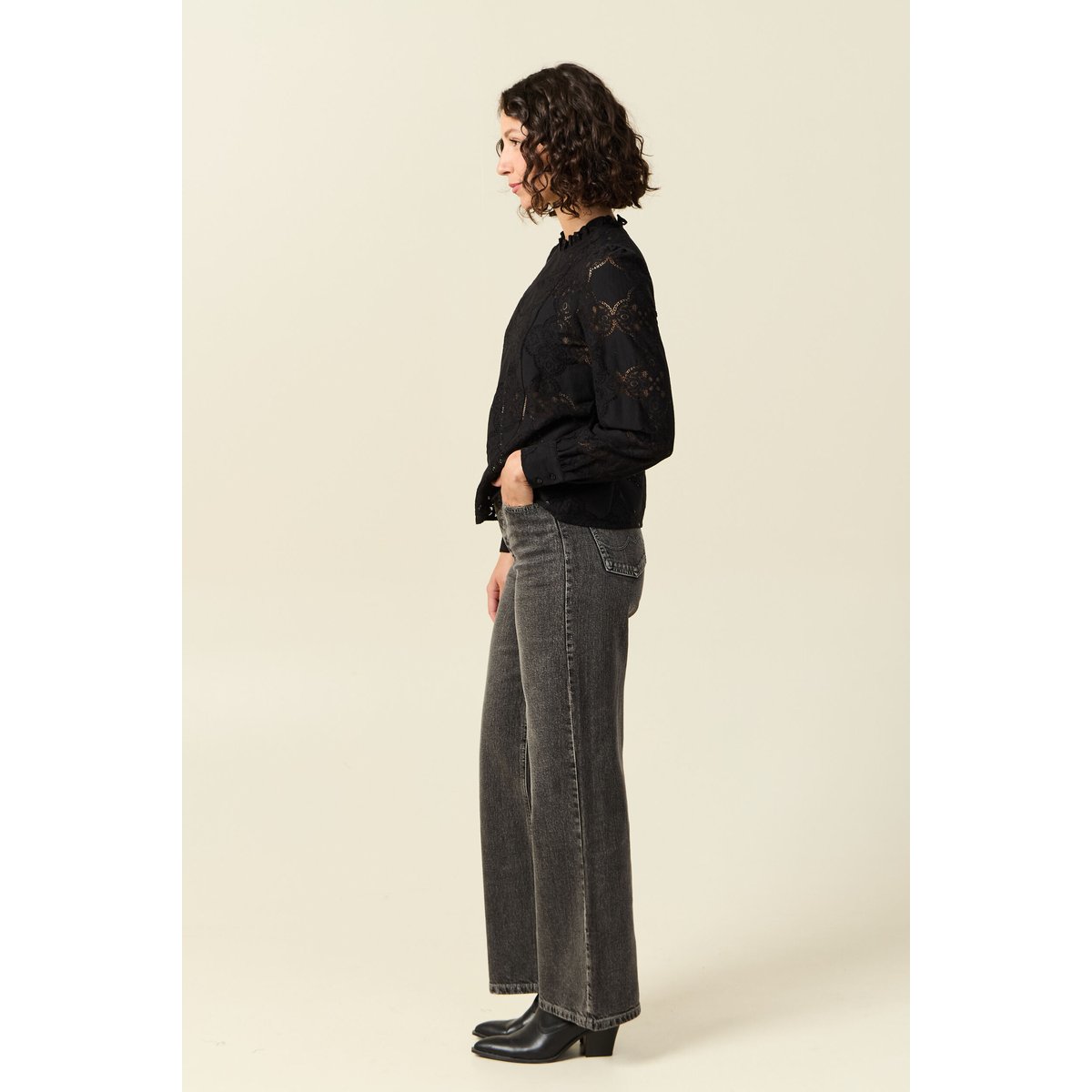 Blouse cintrée dentelle manches longues noir, BONOBO
