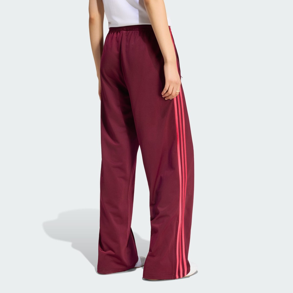 Pantalon De Survêtement Ample Firebird Pantalon De Survêtement Ample Firebird maroon / power pink, adidas Originals