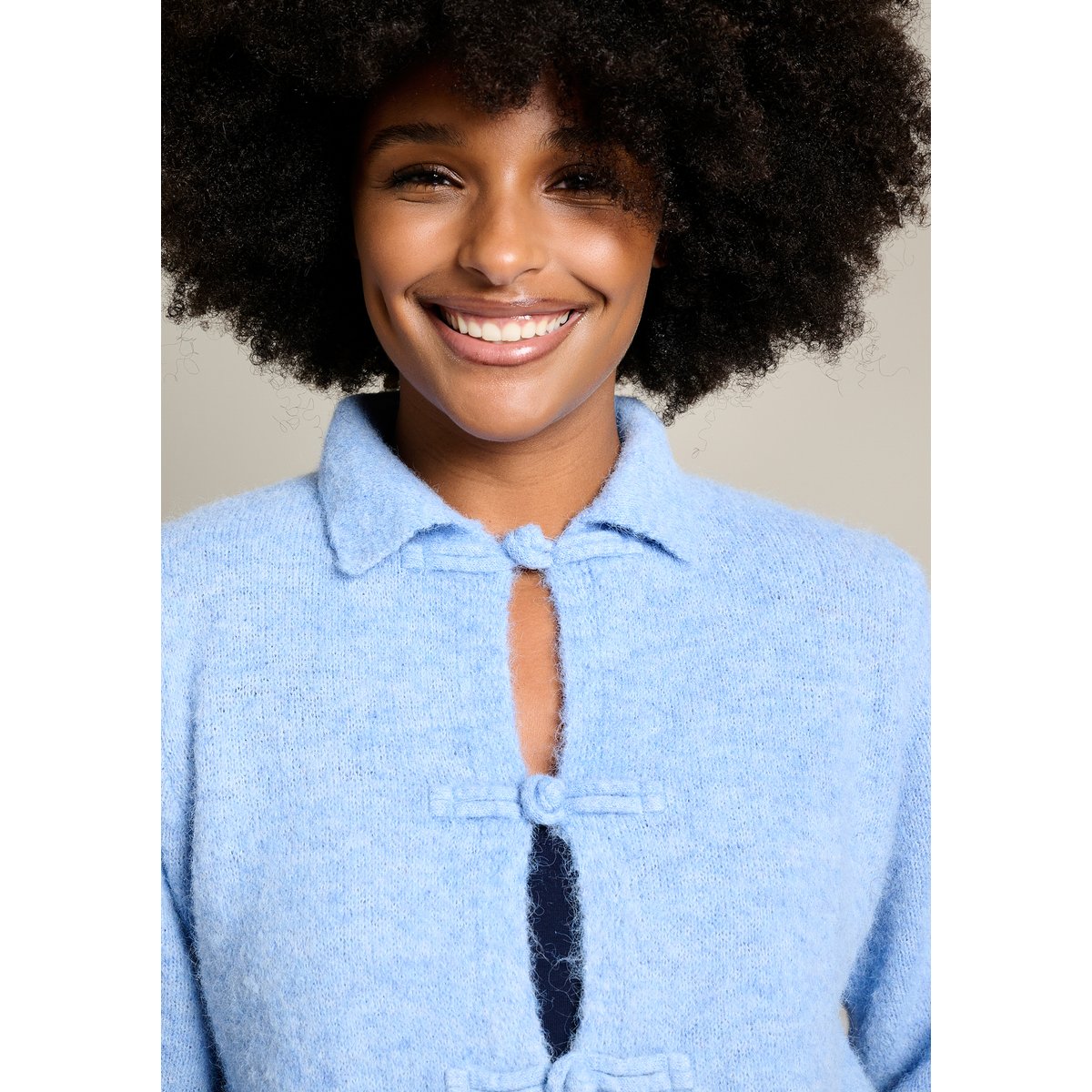 Cardigan à boutons noués bleu clair, LOLALIZA