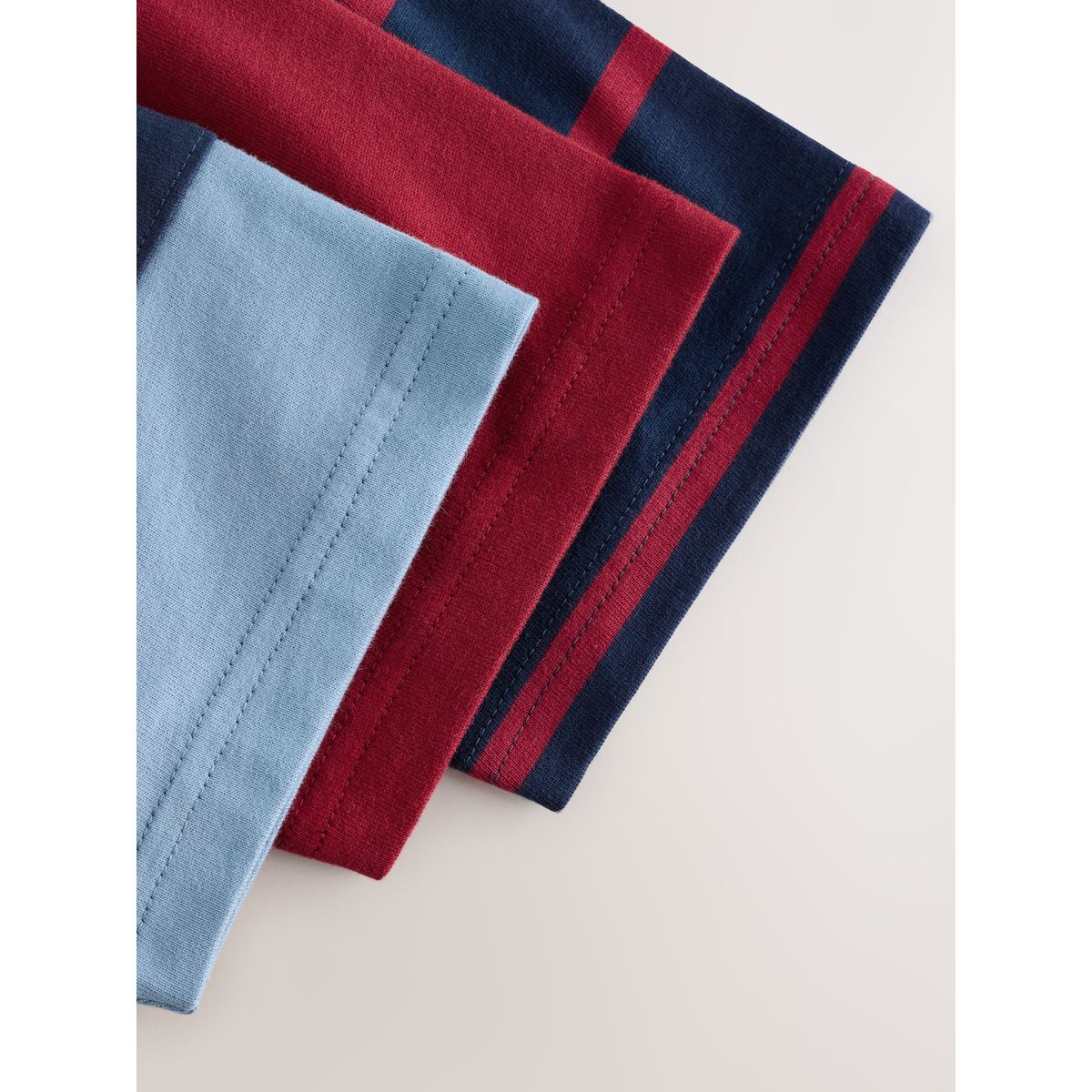 Pyjama short, lot de 3 rouge/bleu/marine, NEXT