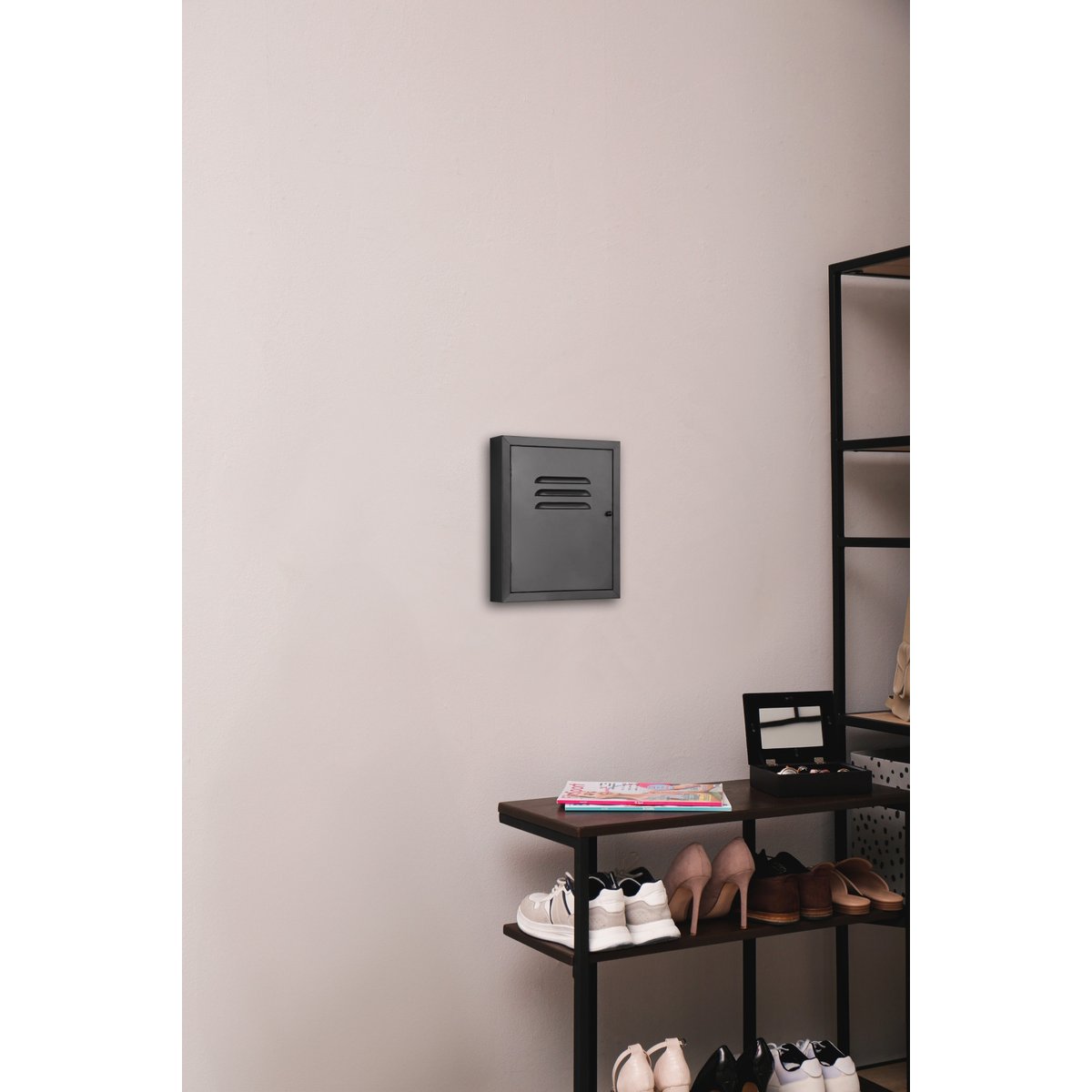 Autres meubles en métal, ALICIA noir, BOITE A DESIGN
