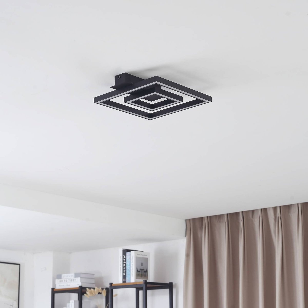 Plafonnier en aluminium moderneLED, Madamo noir, LINDBY