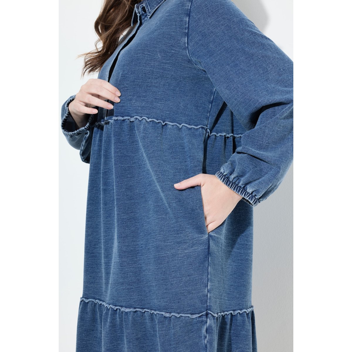 Robe en molleton à volants denim indigo, ULLA POPKEN