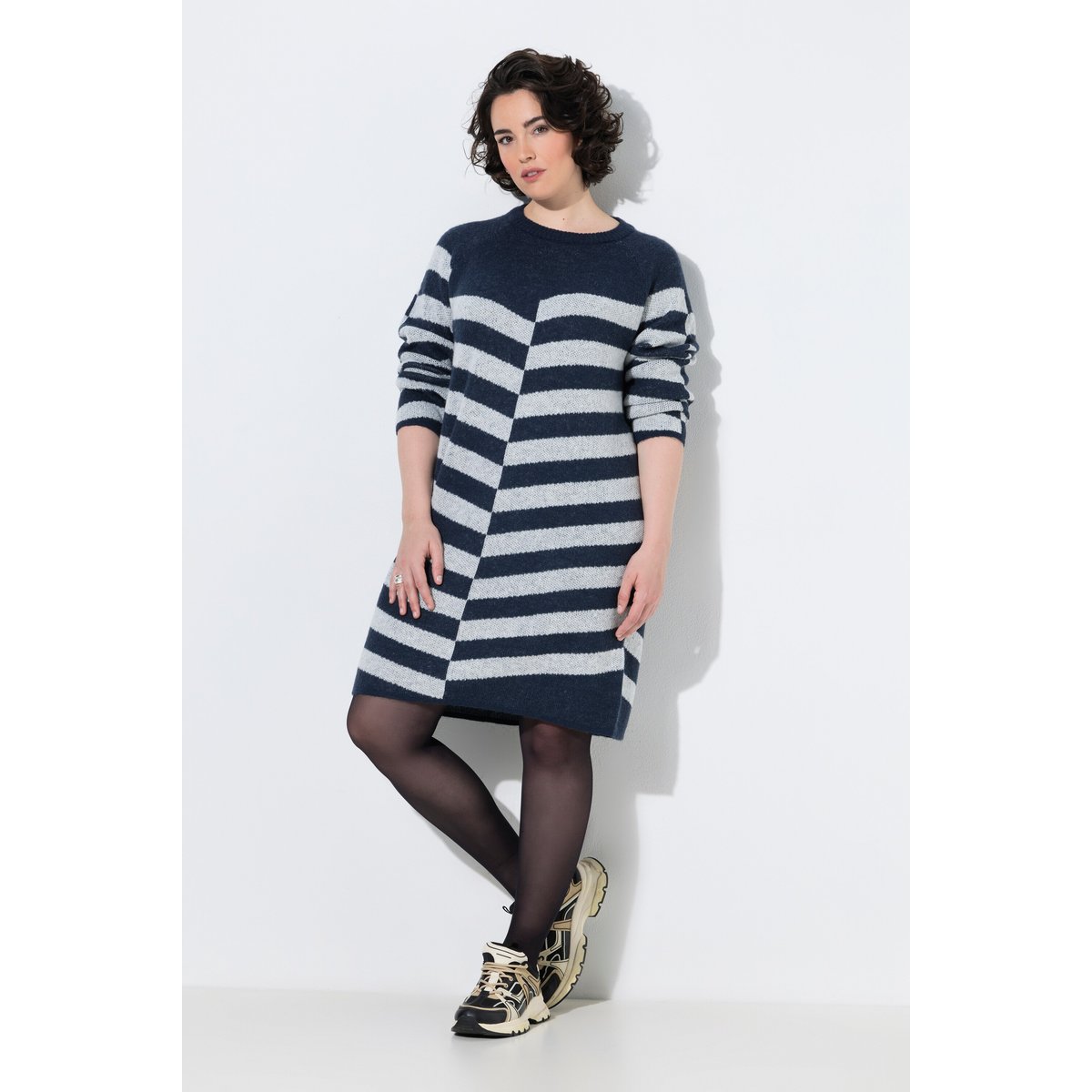 Robe en maille jacquard marine, ULLA POPKEN