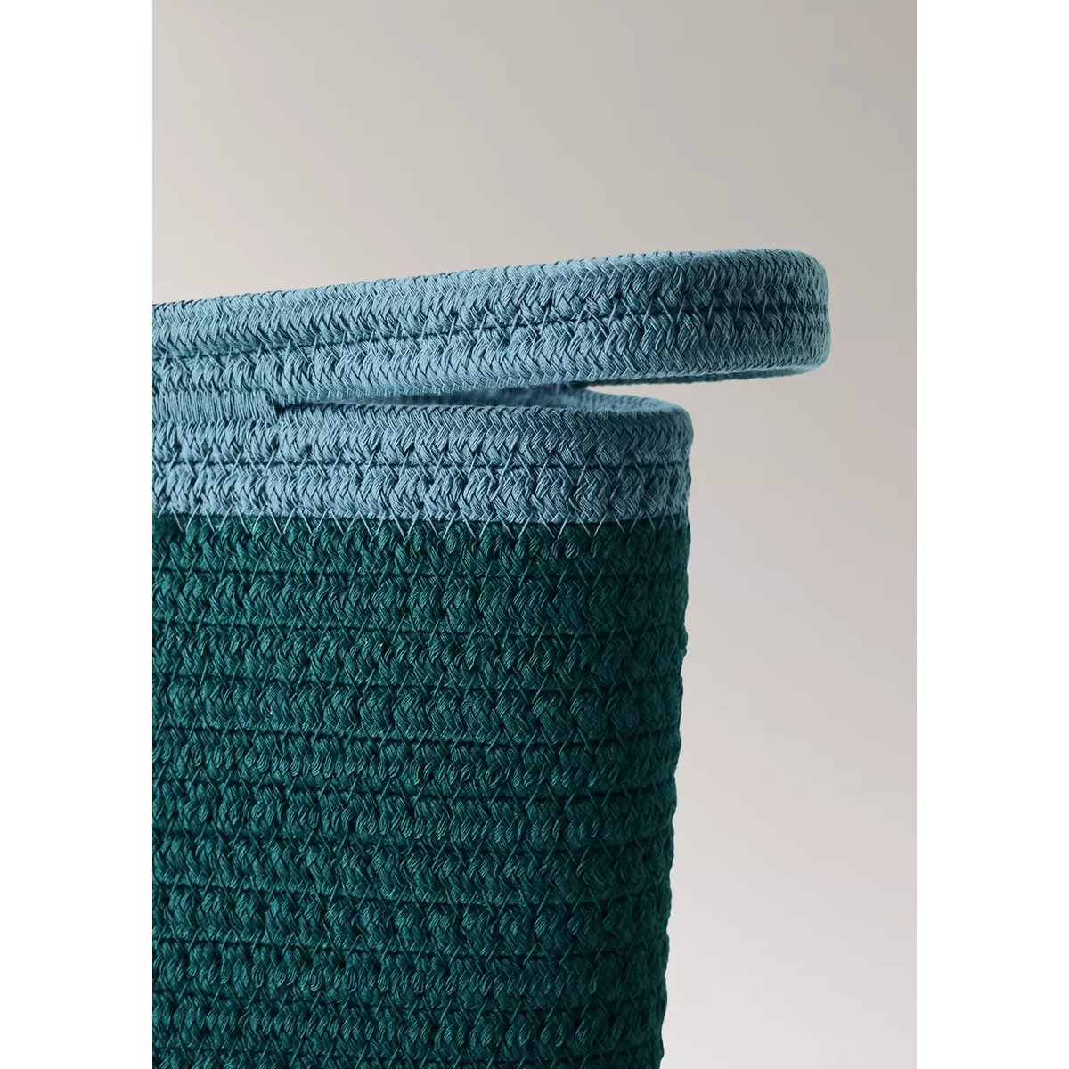 Panier 100 % coton bicolore bleu pétrole, MANGO HOME