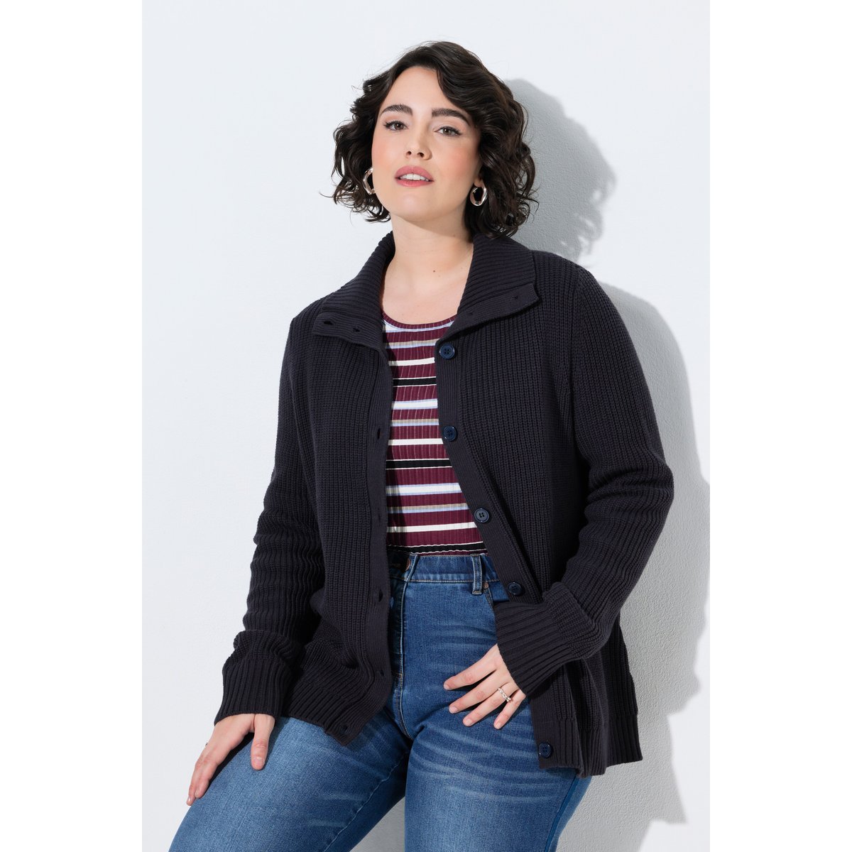Cardigan en maille côtelée marine, ULLA POPKEN