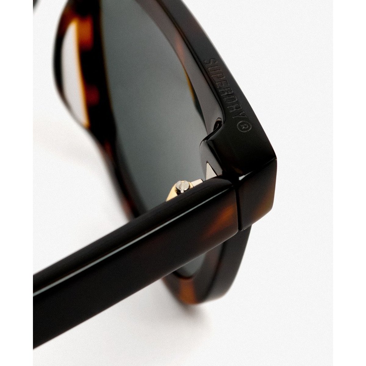 Lunettes de soleil rétro carrées écaille/verres verts, SUPERDRY