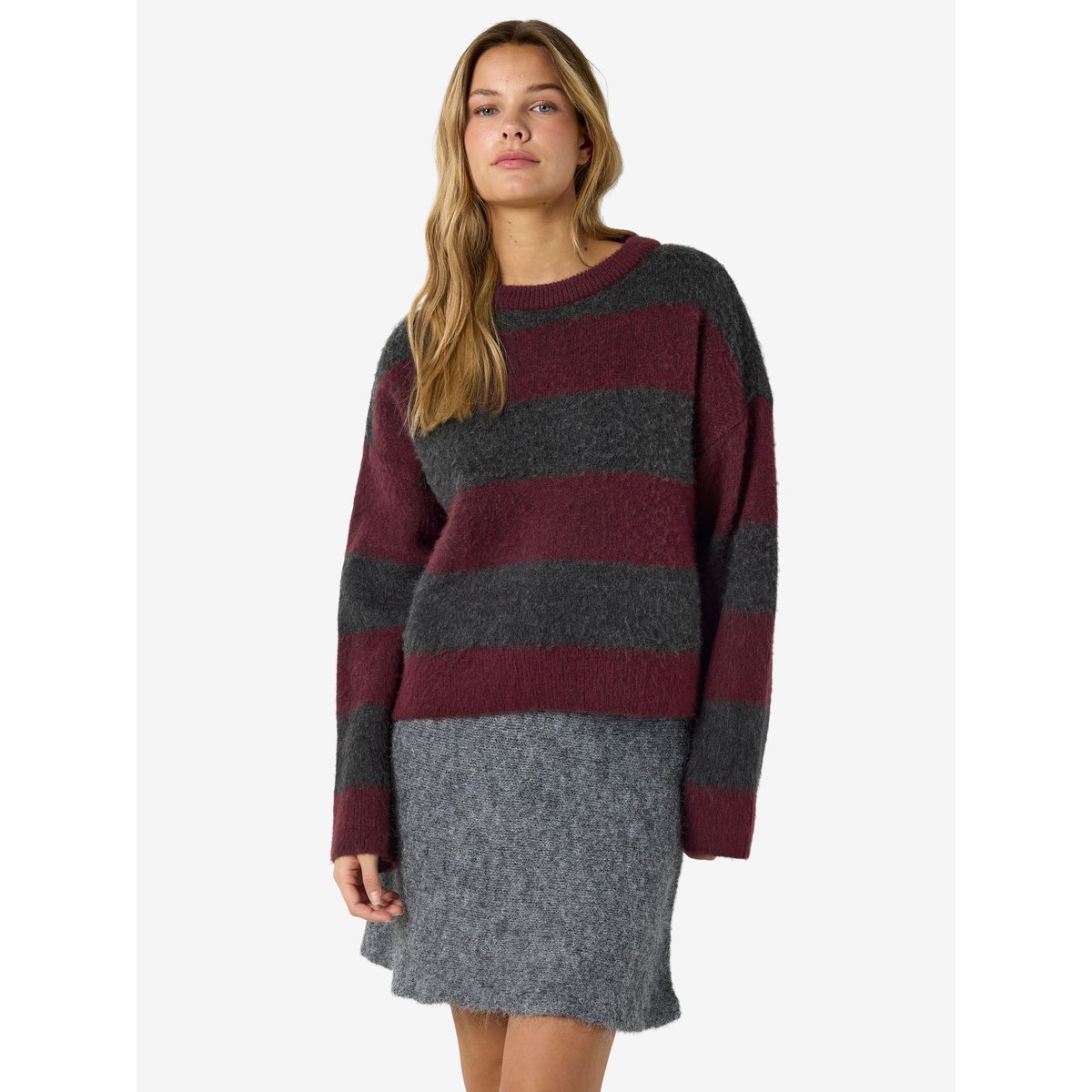 Jumper violet - fig1, NOISY MAY