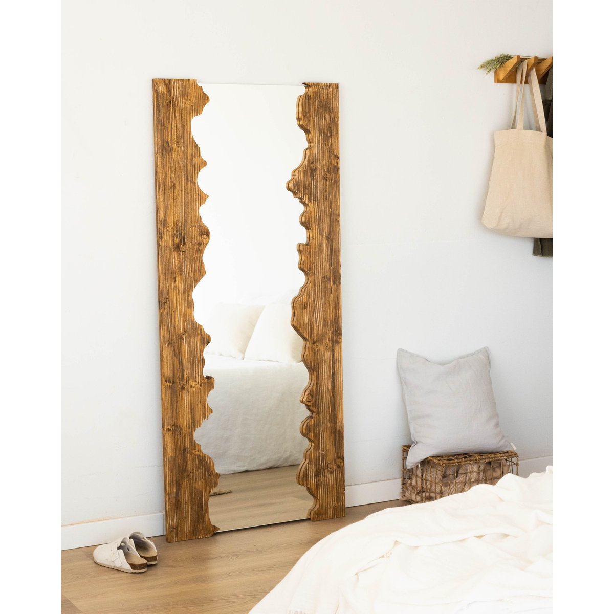 Miroir mural plein pied en bois massif recyclé - SALJEN v002230, HANNUN
