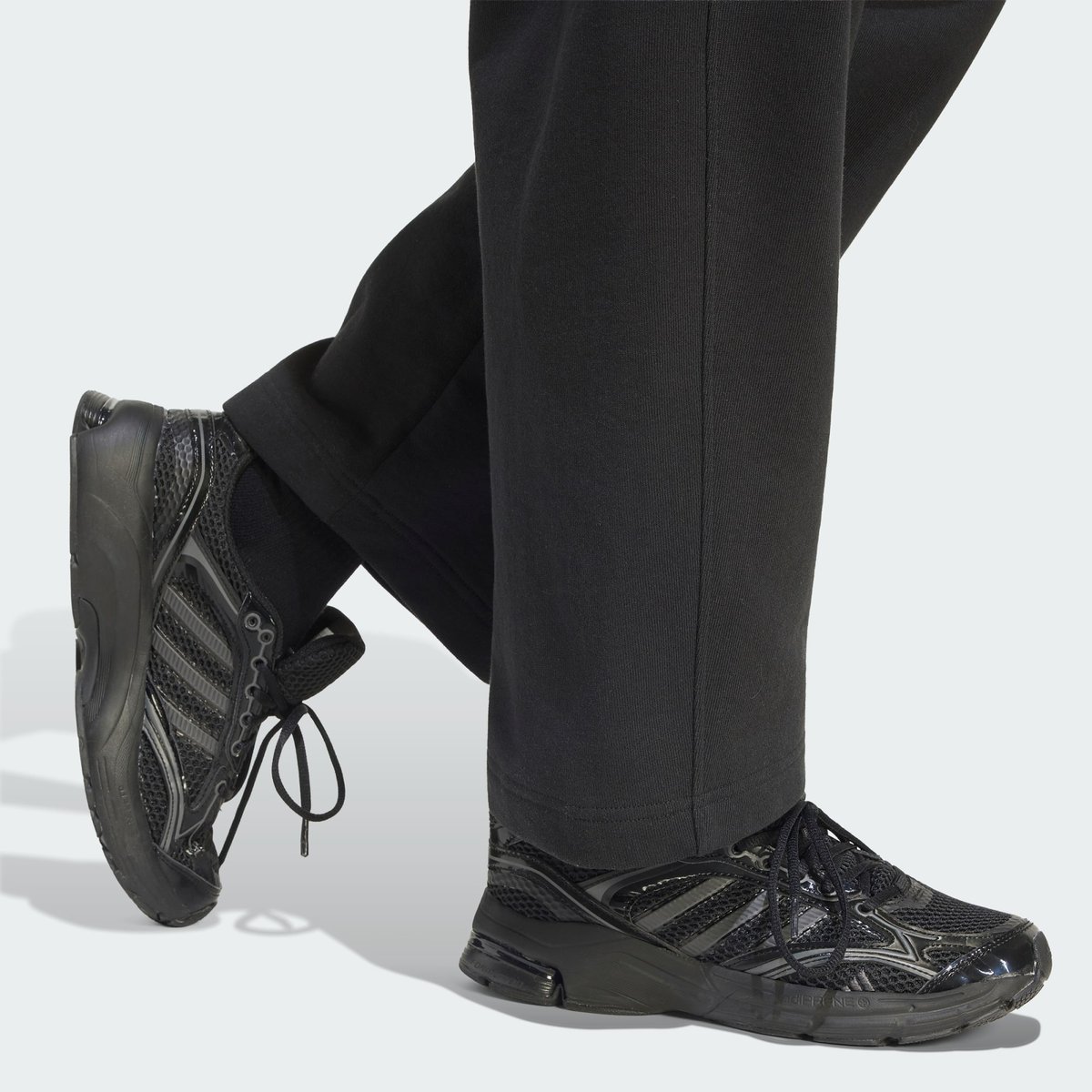 Pantalon Barrel Petit Logo Adidas Kit Pantalon Barrel Petit Logo Adidas Kit black, ADIDAS SPORTSWEAR