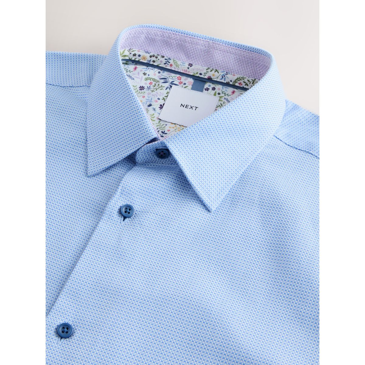 Chemise slim habillée en coton à liseré bleu, NEXT