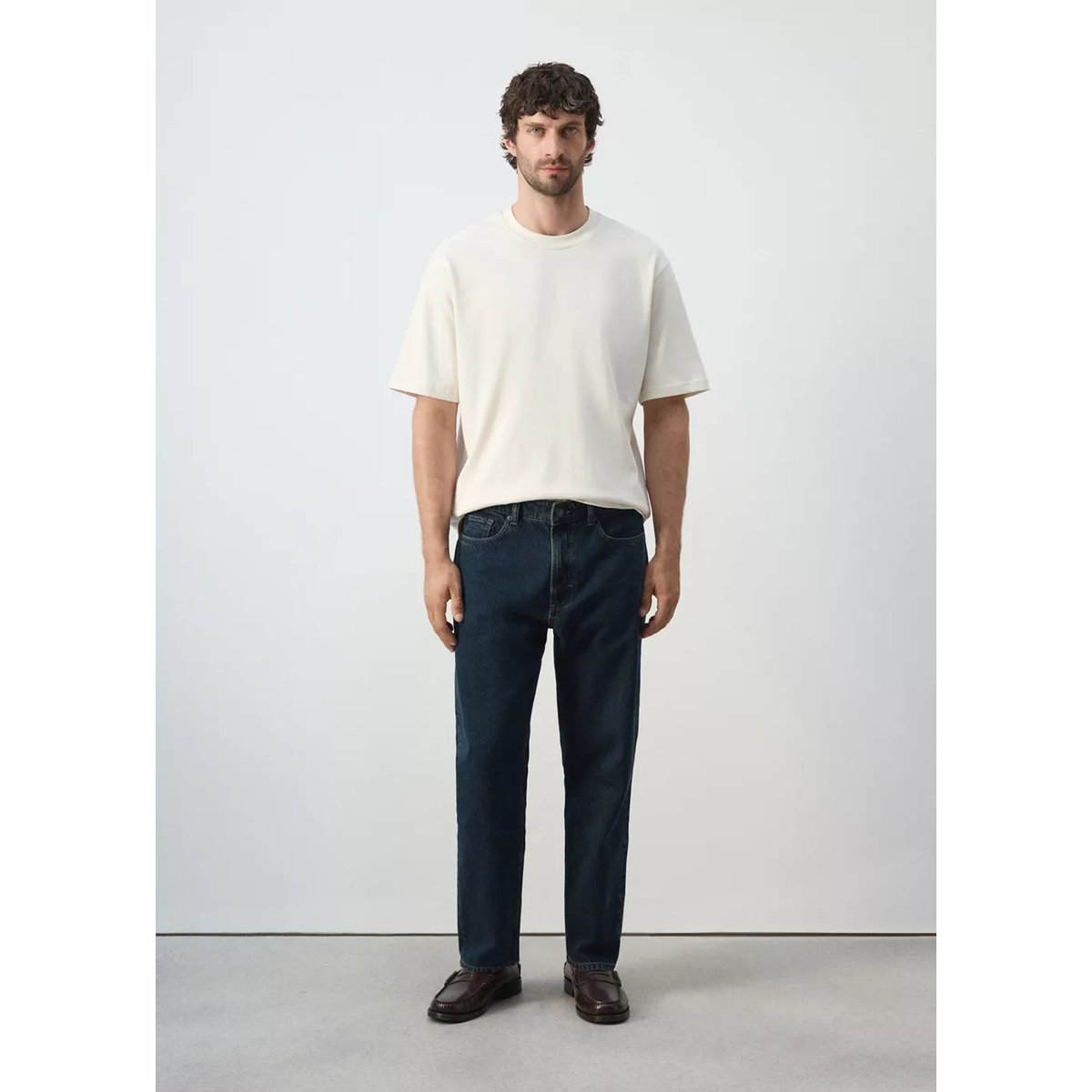 Jean Sammy court coupe carotte bleu foncé intense, MANGO MAN