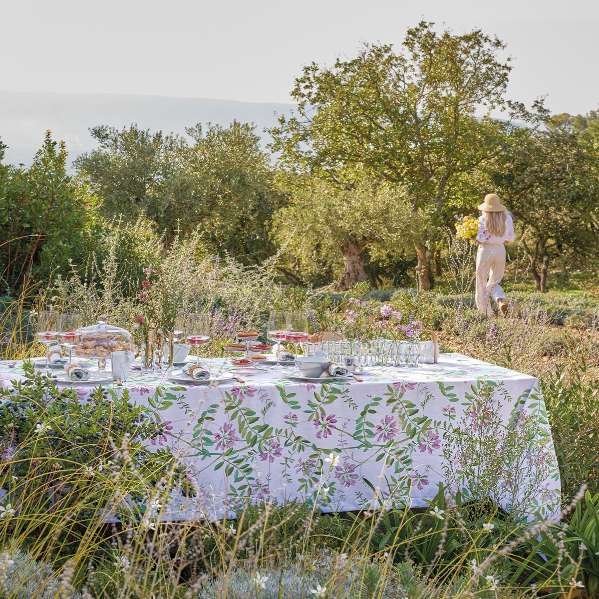 Nappe en Coton/Lin, POIS DE SENTEUR floral, LE JACQUARD FRANCAIS