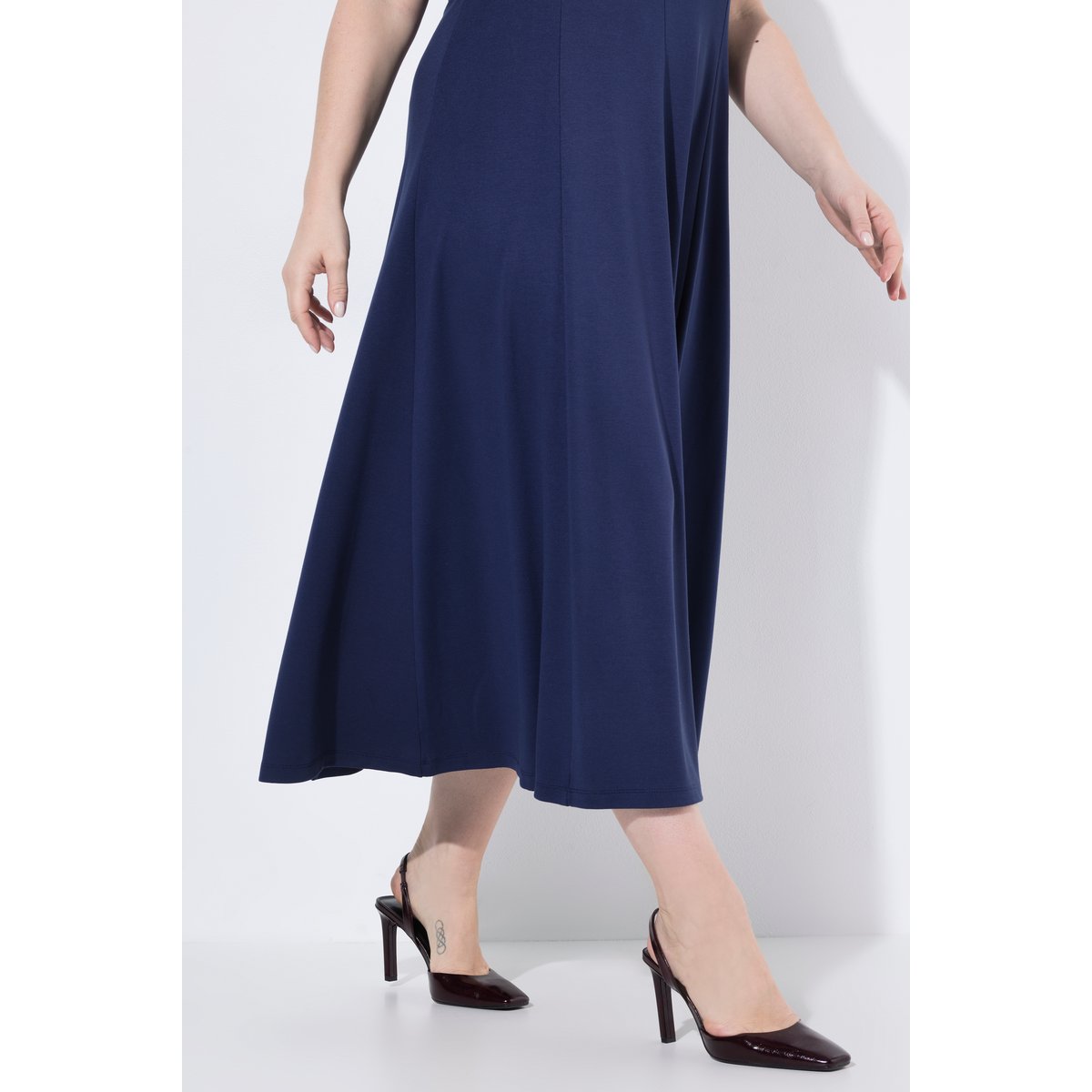 Robe dos en point de Rome, décolleté carré marine, ULLA POPKEN