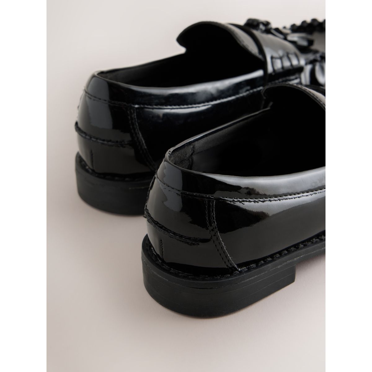Mocassins d’école ruchés noir, NEXT