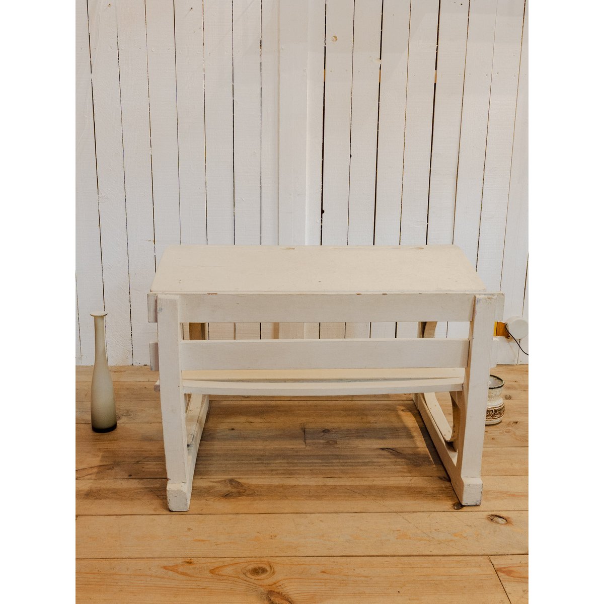Pupitre et banc pour enfant en bois blanc Edouard N°1124 - Bon état blanc, DEBONGOUT