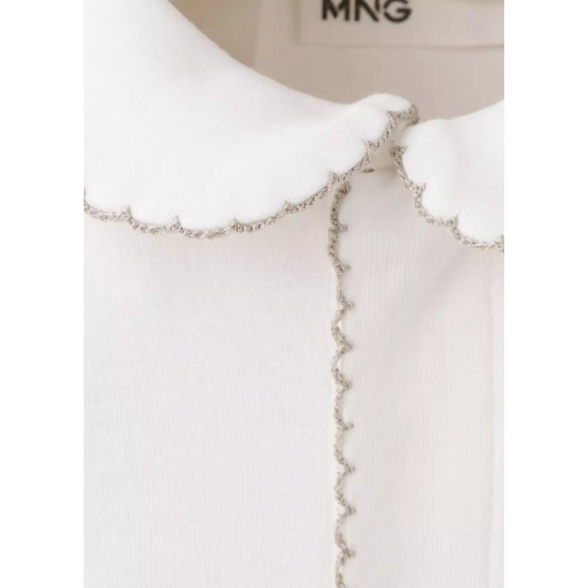 Pyjama une pièce avec passepoils contrastants blanc cassé, MANGO BABY