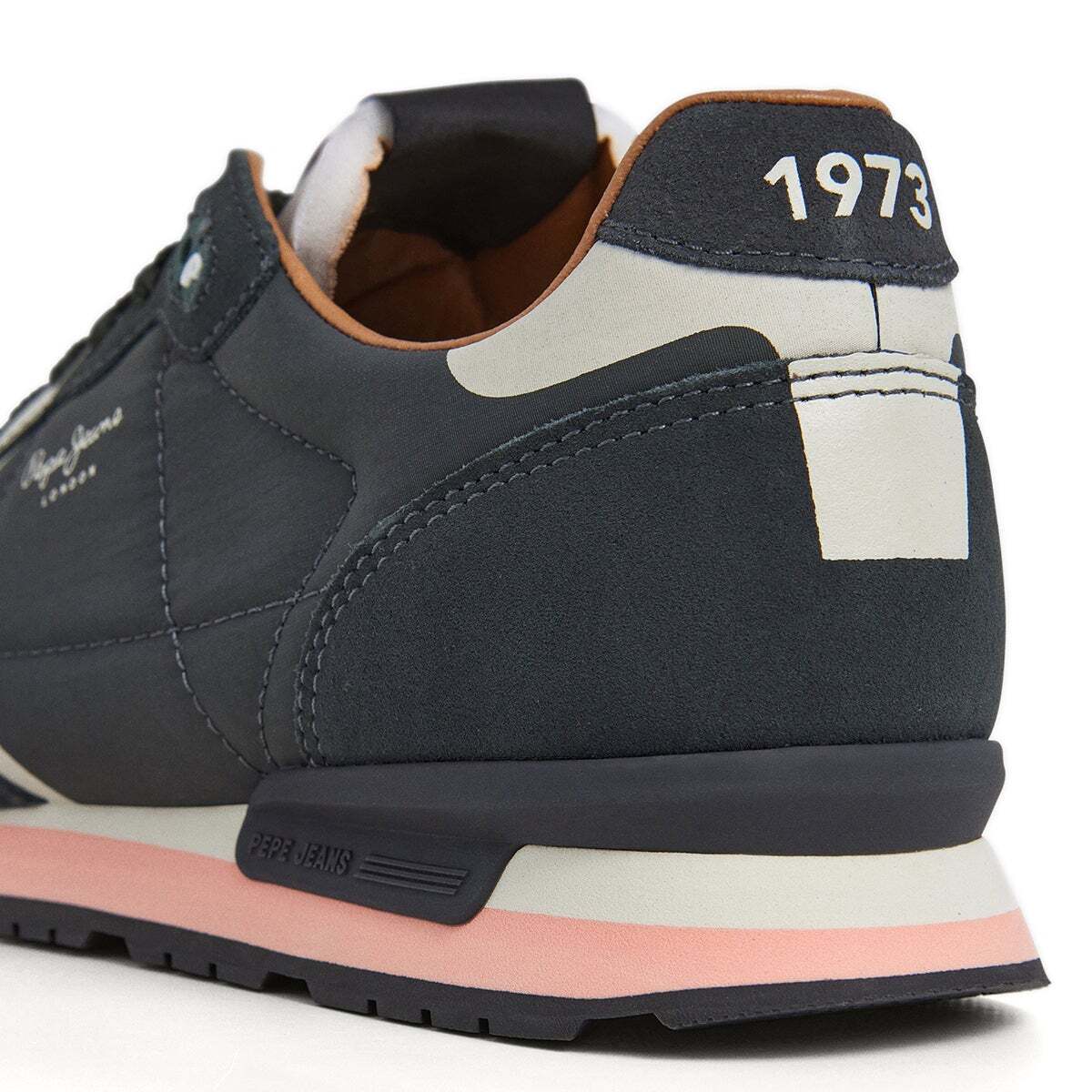 Baskets Combinées Avec Détails En Daim- Brit noir, PEPE JEANS