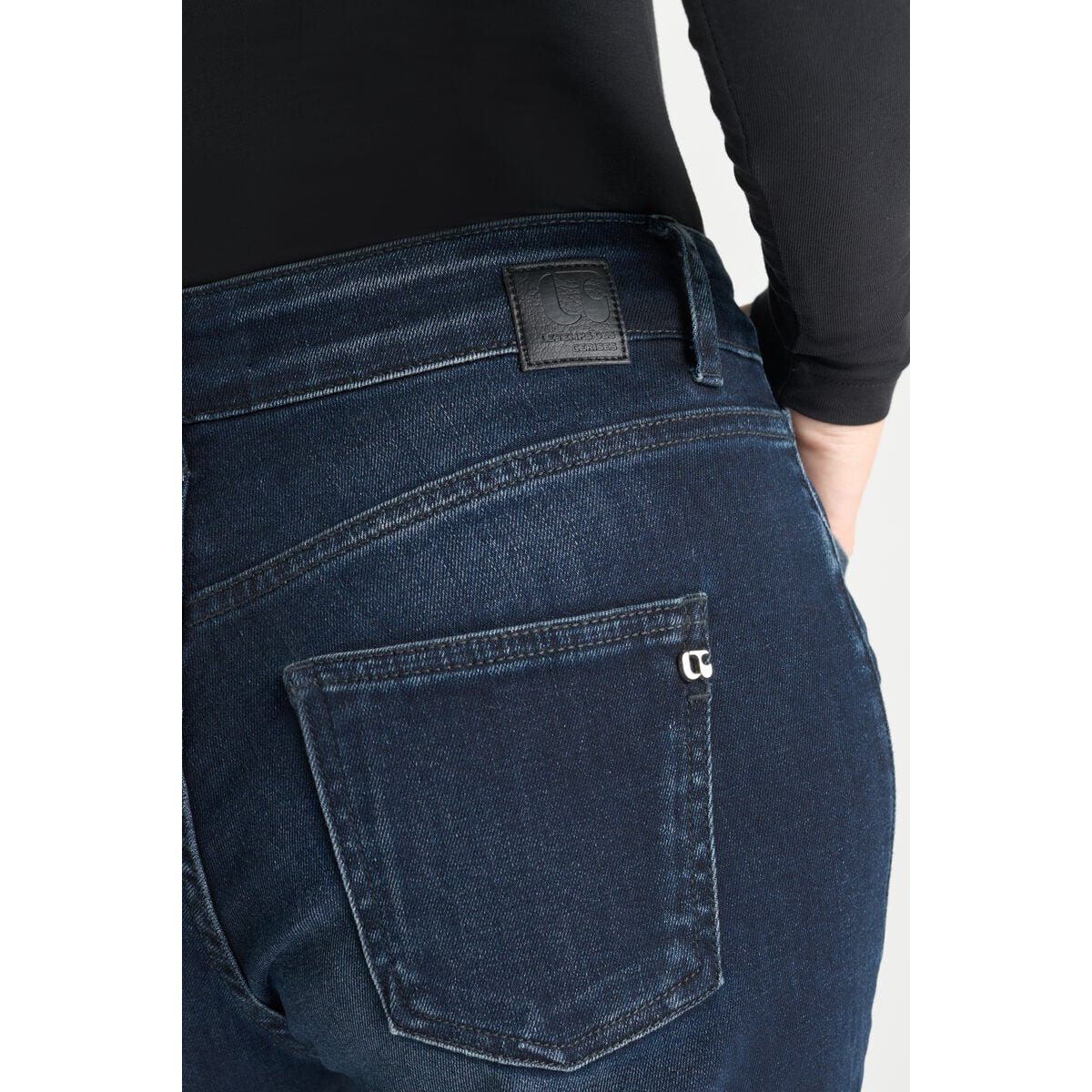 Jeans droite 400/17 mom , 7/8ème blue / black, LE TEMPS DES CERISES