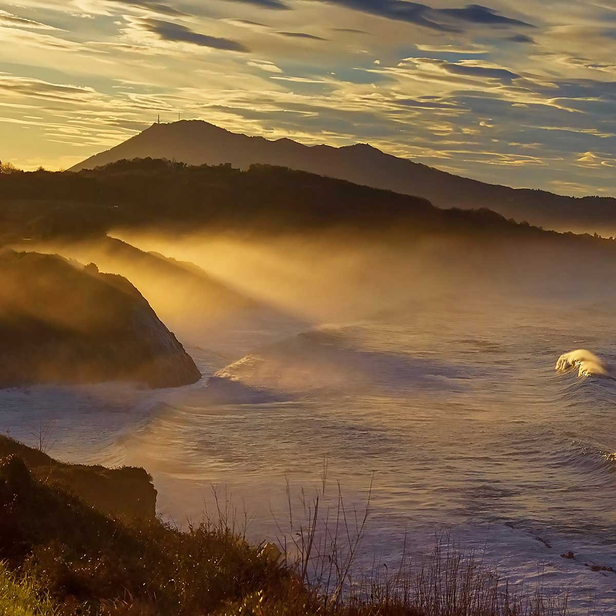Tableau la corniche du pays basque tableau alu dibond, HEXOA
