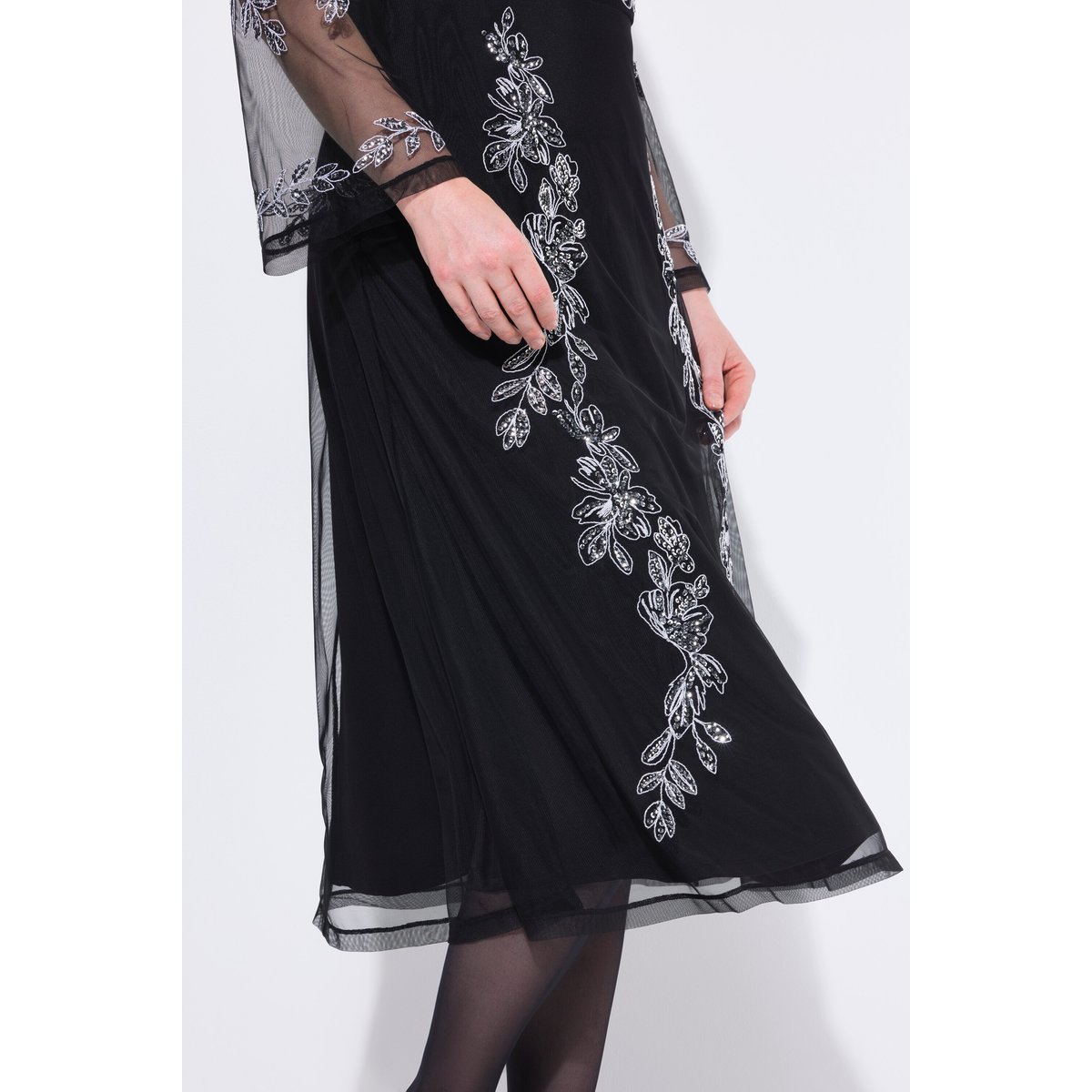 Robe de soirée avec encolure en V noir, ULLA POPKEN