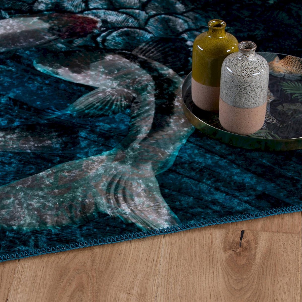 Tapis rectangulaire jacquard motif artistique multicolore fond noir bleu vert, ARTE ESPINA