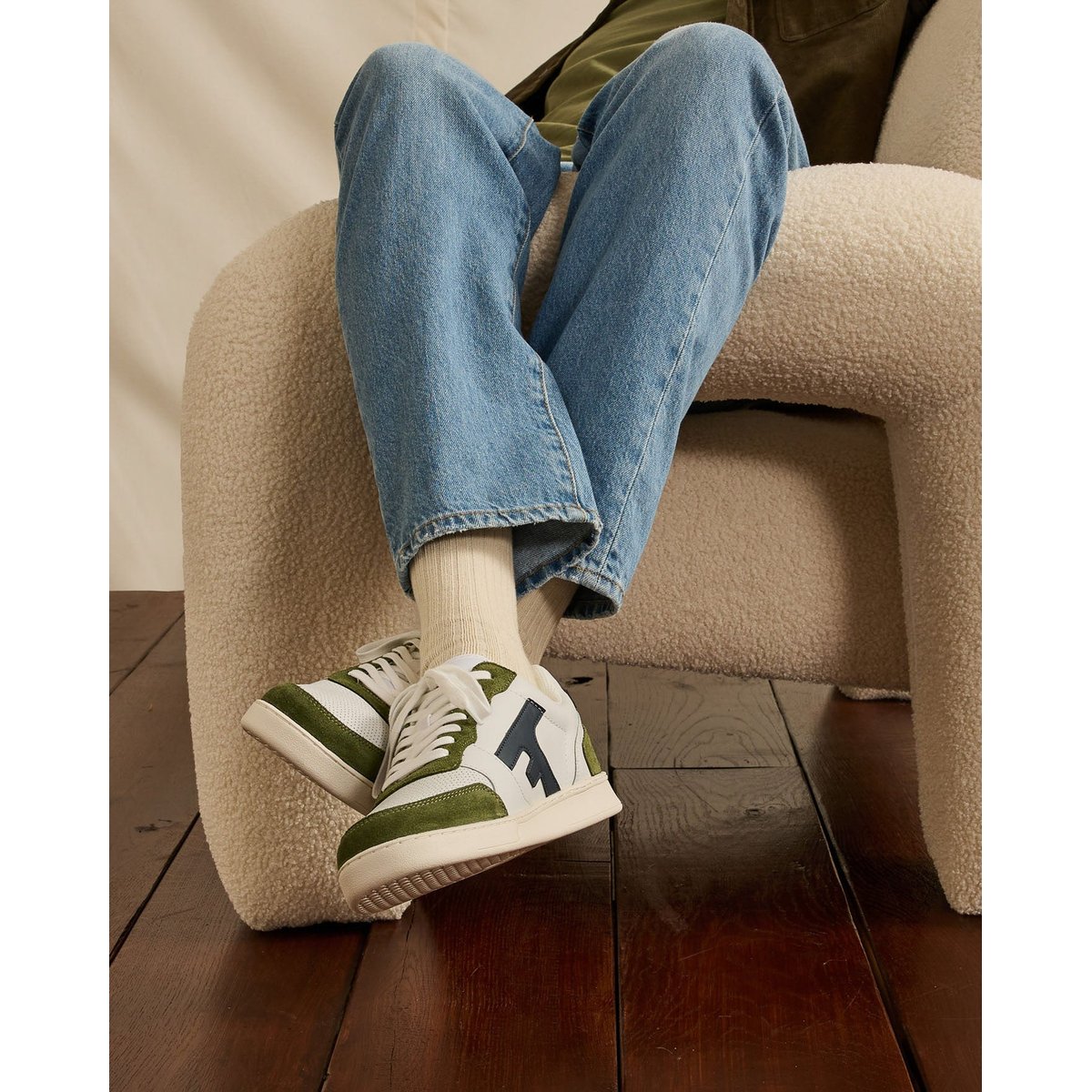 Baskets basses cuir suede HAZEL blanc et kaki, FAGUO
