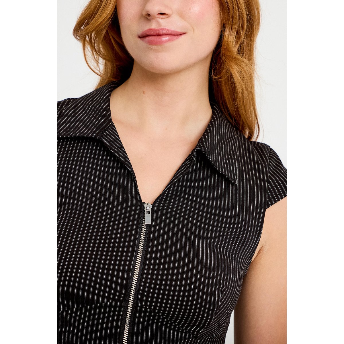 Chemise cintrée manches courtes noir, CACHE CACHE