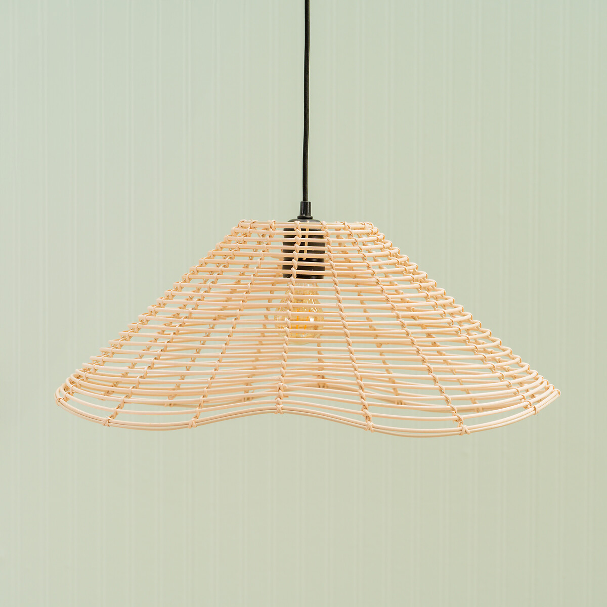 Harrison Wavy Natural Rattan Pendant Shade natural, ÉDITÉ
