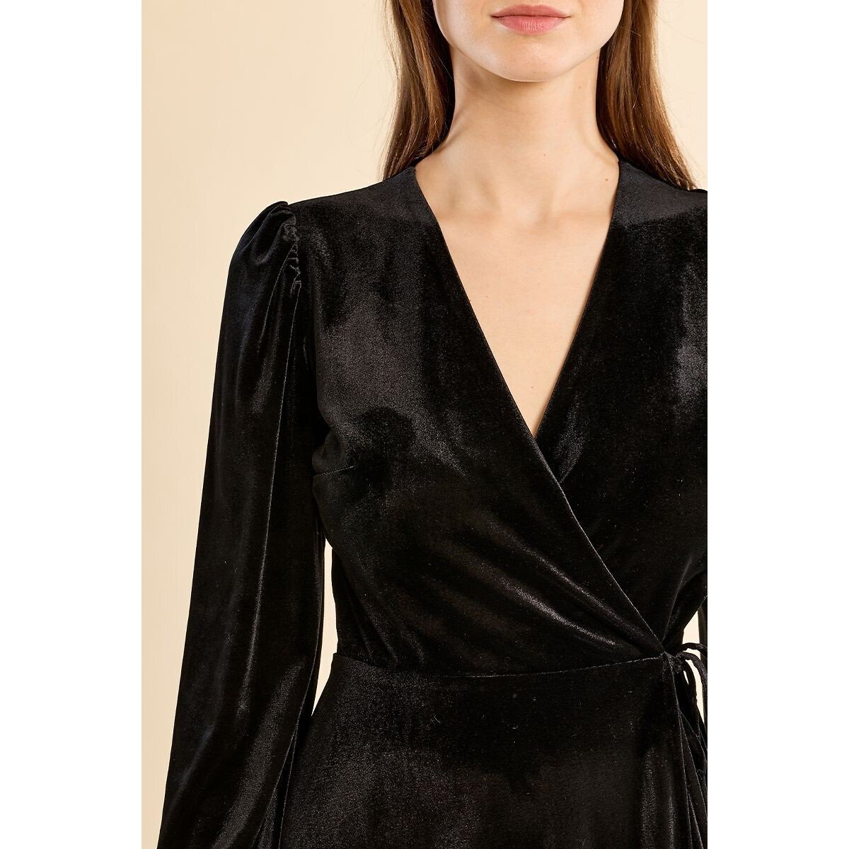 Robe courte portefeuille en velours noir, MOLLY BRACKEN