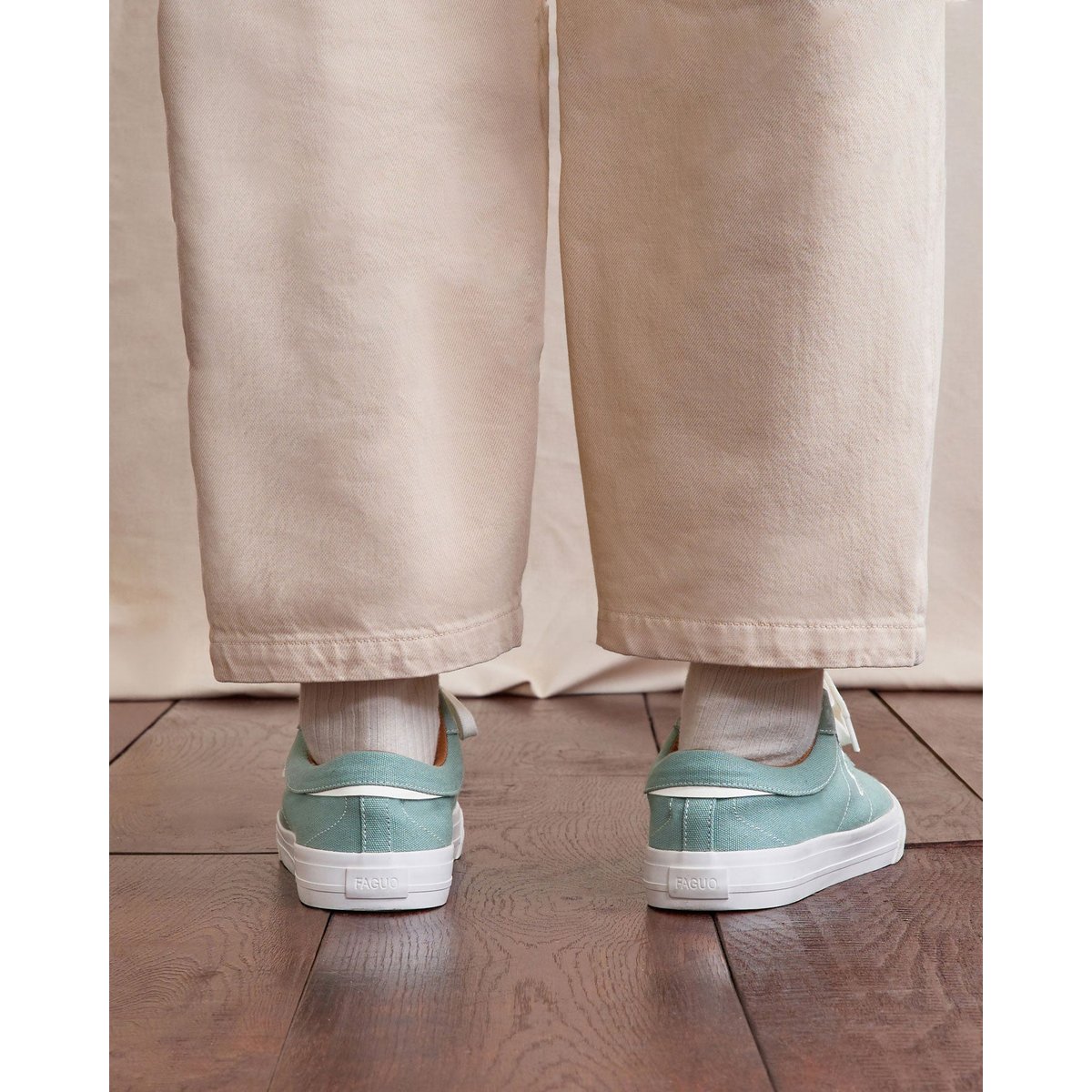 Tennis basses tissu suede NASHI vert clair, FAGUO
