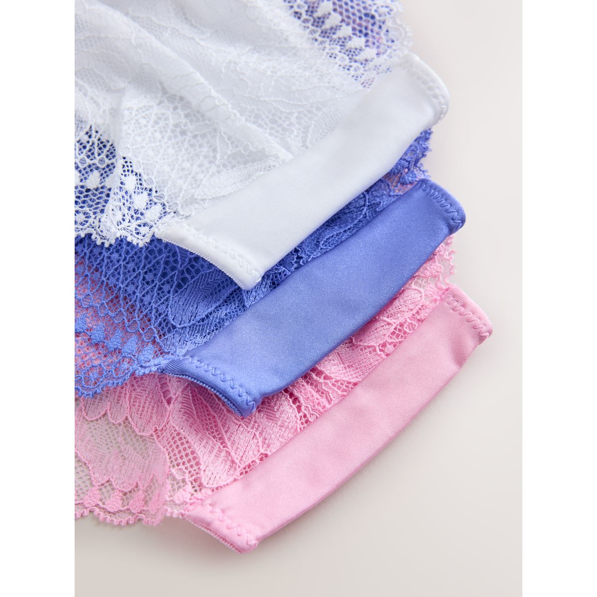 Culotte en dentelle, lot de 3 bleu/rose/blanc, NEXT