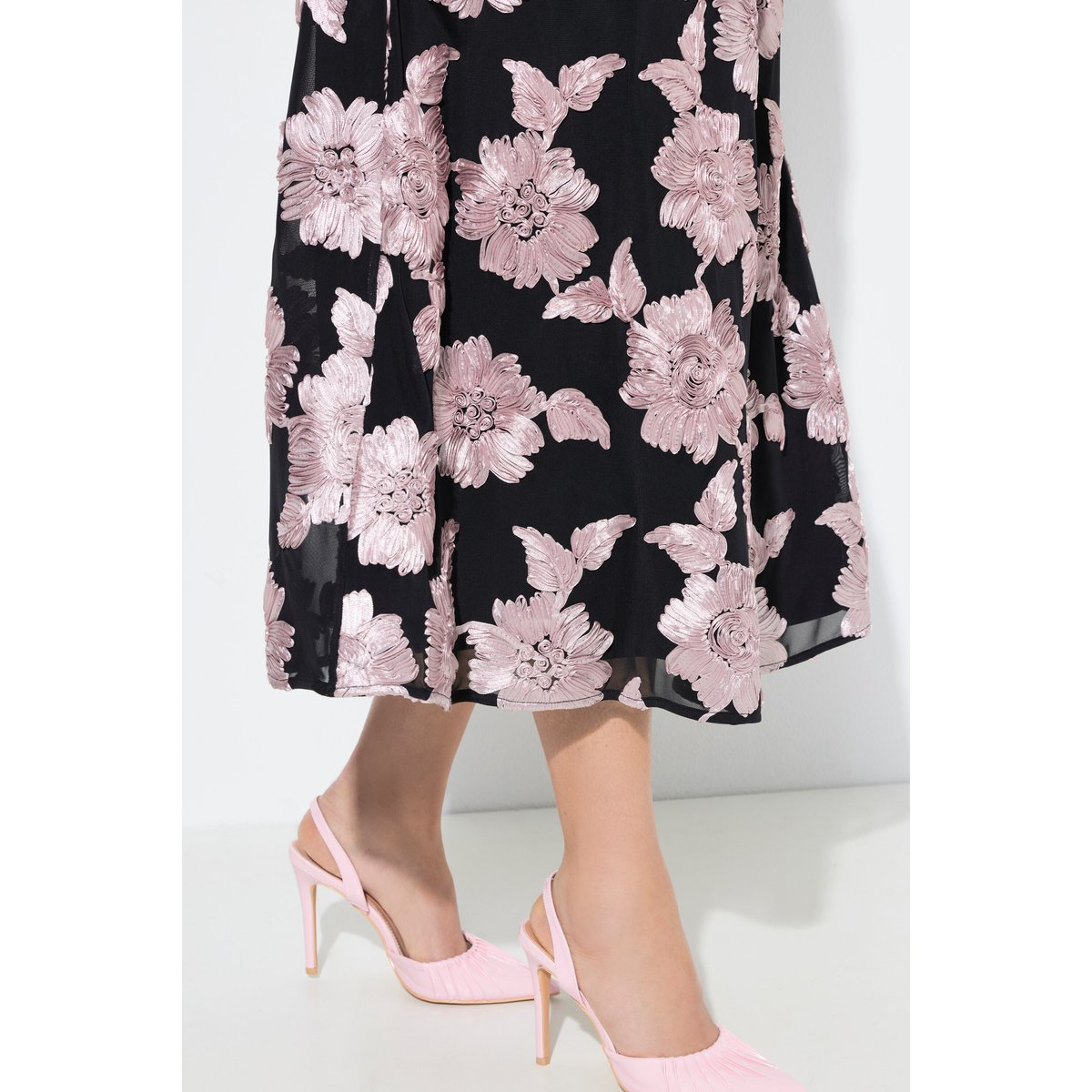 Jupe midi avec applications florales noir, ULLA POPKEN