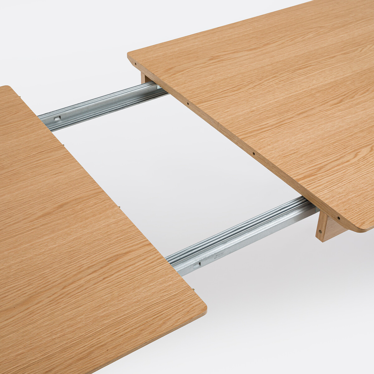 Table à manger, extensible, en plaqué chêne, 8 à 14 couverts, TIOGA coloris chêne, LA REDOUTE INTERIEURS