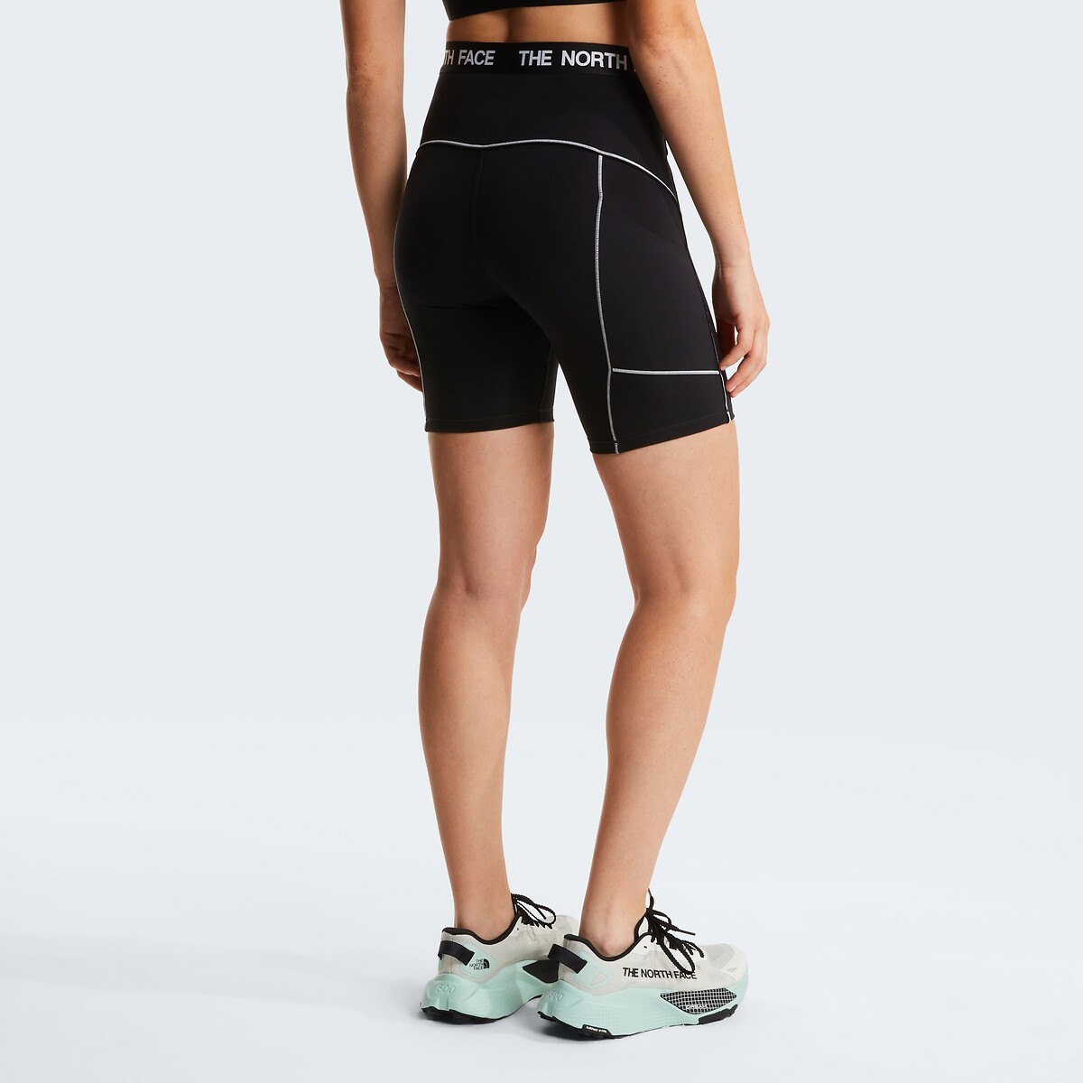 Strakke sportshort Cambrena zwart, THE NORTH FACE