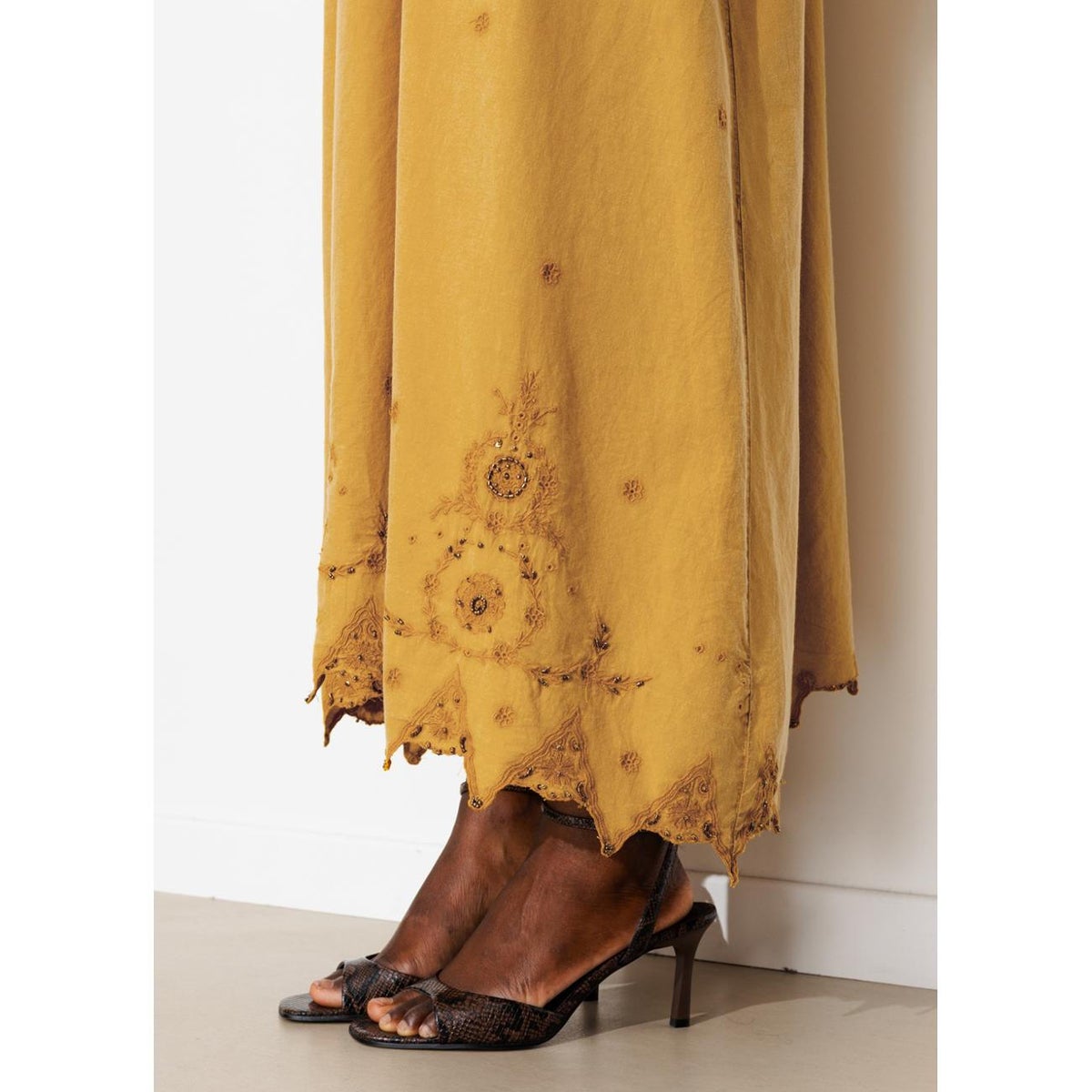 Robe à bretelles perlée ocre, PROMOD