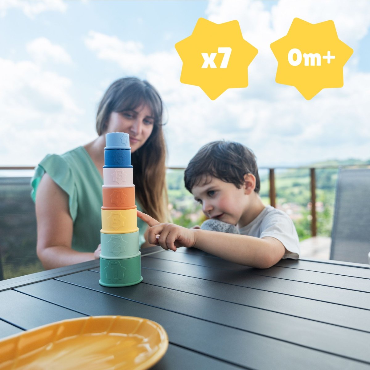 Tasses empilables ludiques pour le bain de bébé multicolore, BADABULLE
