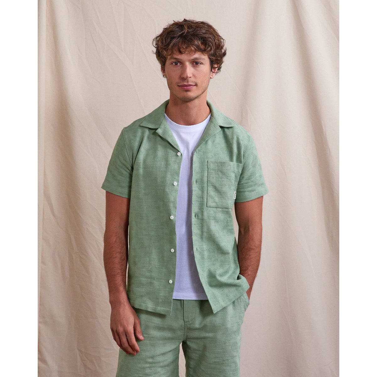 Chemise PAIOLIVE vert clair, FAGUO