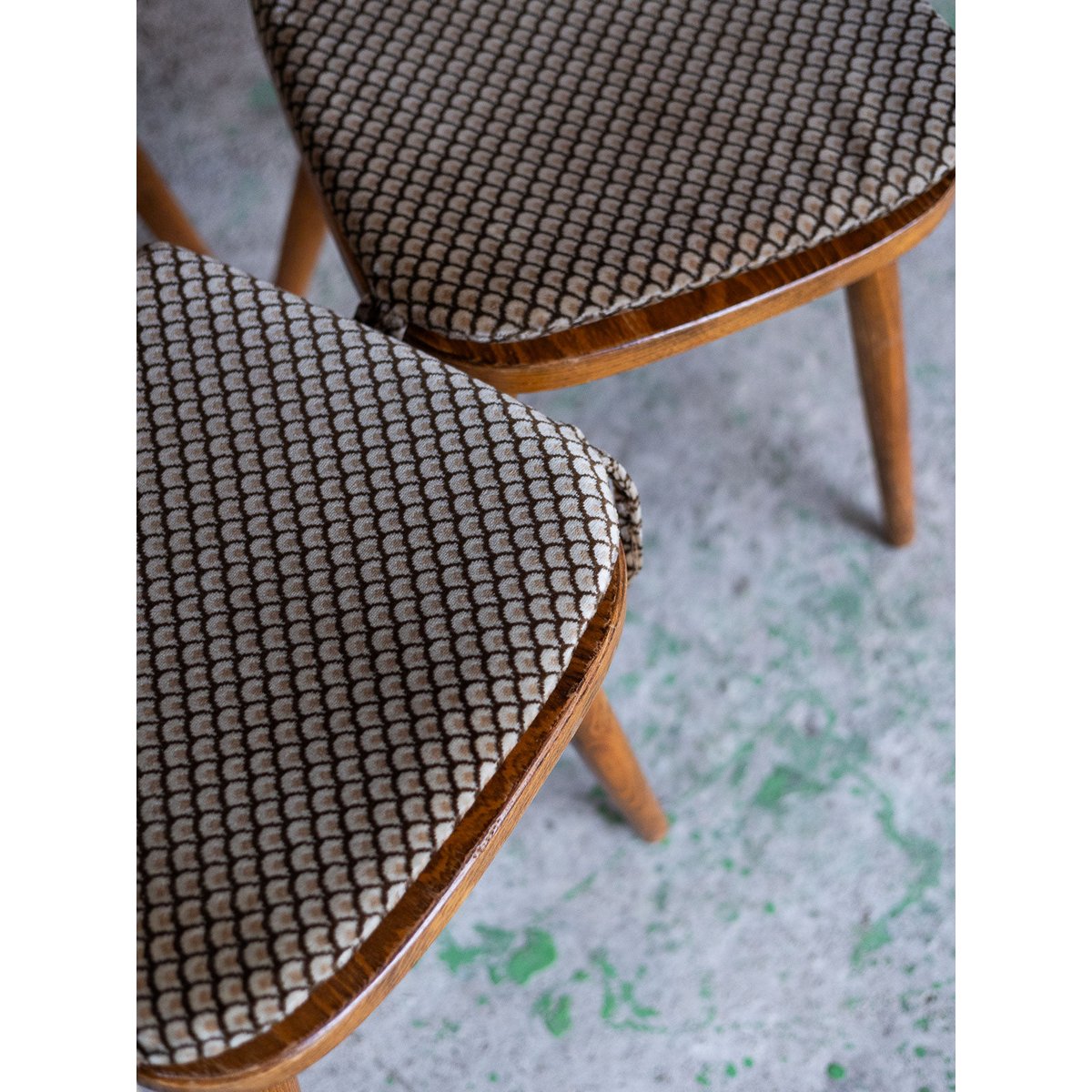 Chaise scandinave vintage Alma N°2048 - Bon état bois clair, DEBONGOUT