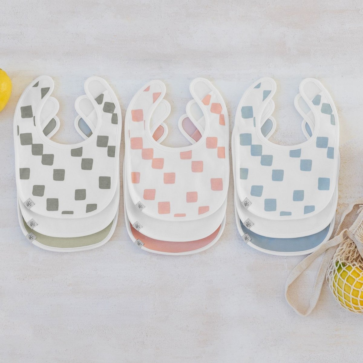 Lot de 3 bavoirs naissance blanc, olive, LASSIG