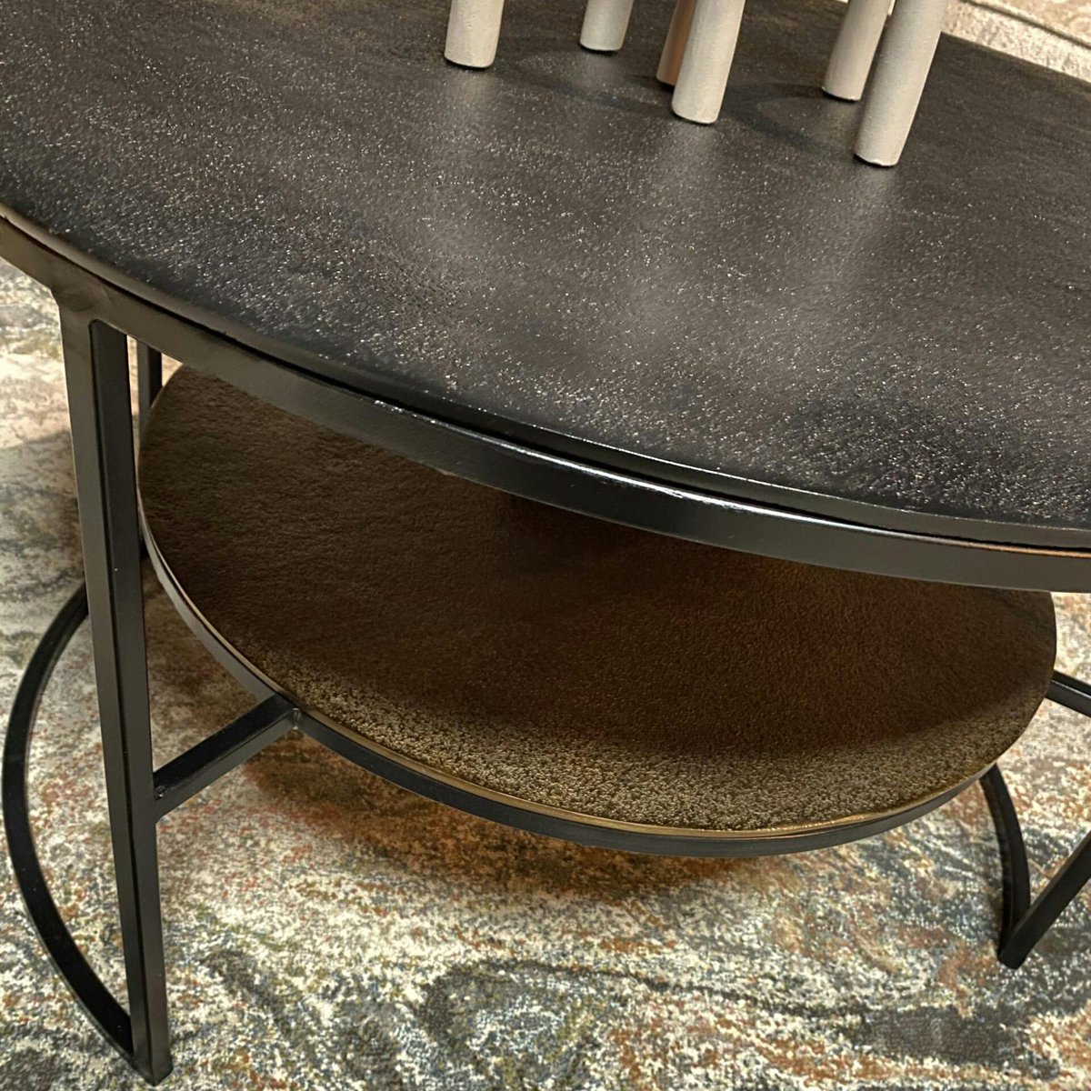 Table basse ronde noir et doré à double plateau KANO noir, PIER IMPORT
