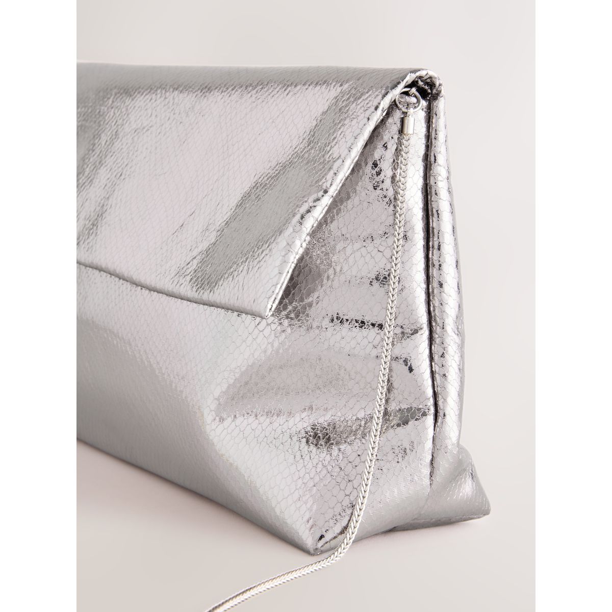 Pochette souple oversize argent, NEXT