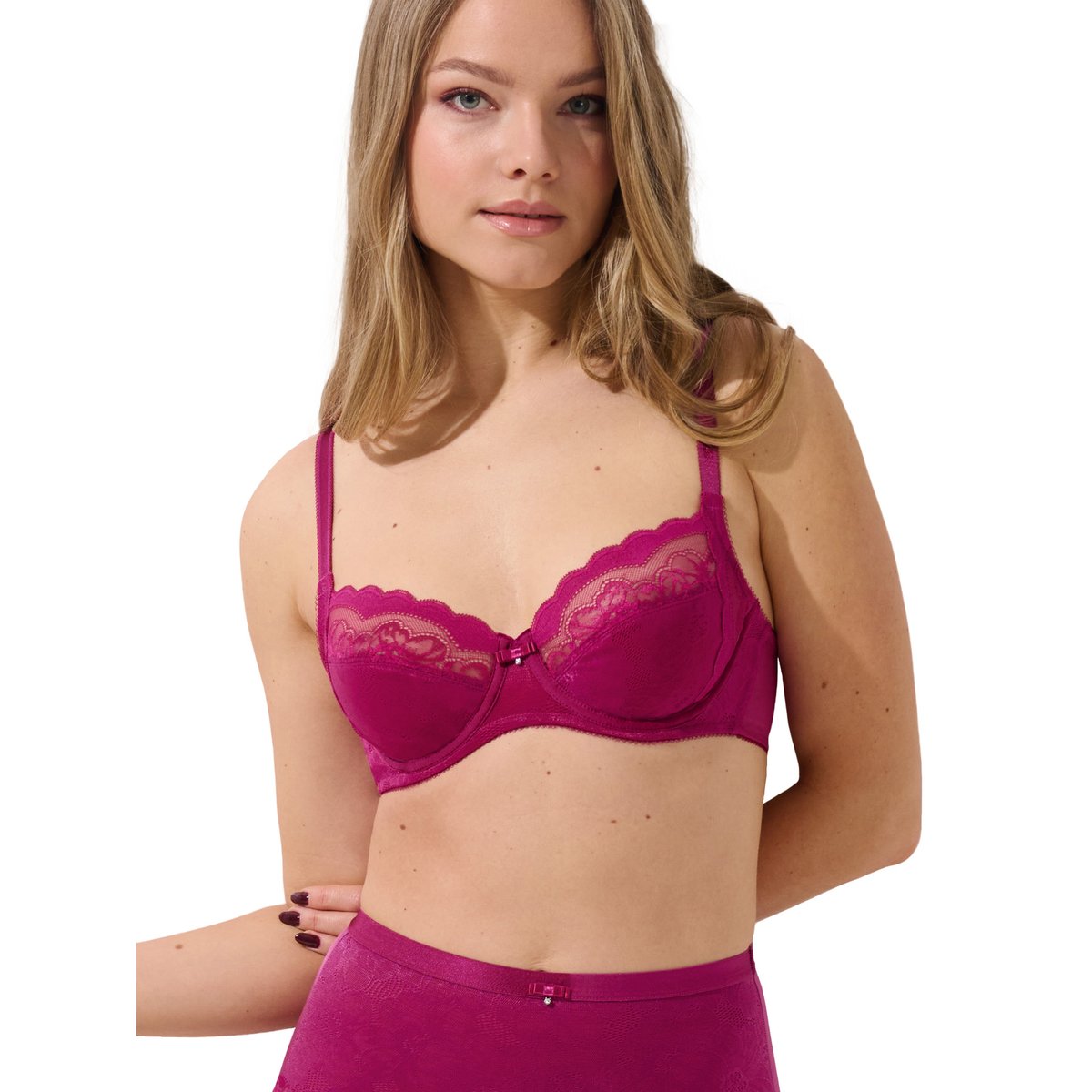 Soutien-gorge armaturé EVELYN F, G magenta, LISCA
